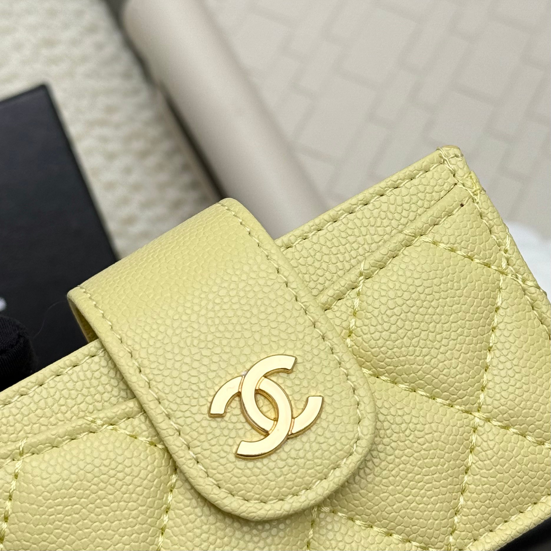 Chanel Caviar Lambskin Accordion Card Holder - Stylish & Functional 5 a1750826856042 5828