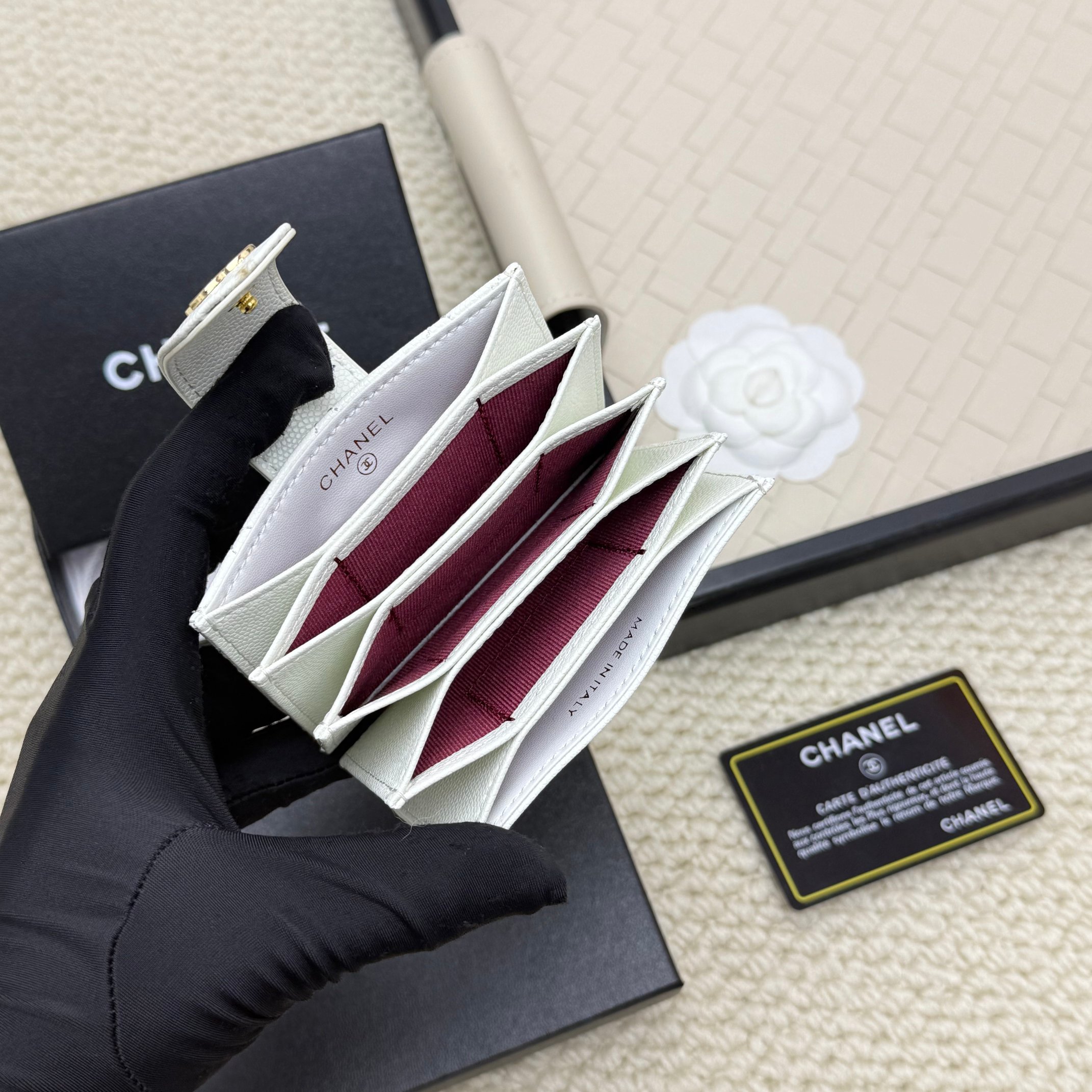 Chanel Caviar Lambskin Accordion Card Holder - White, 10 x 6 x 2 cm 6 a1750827119233 7617