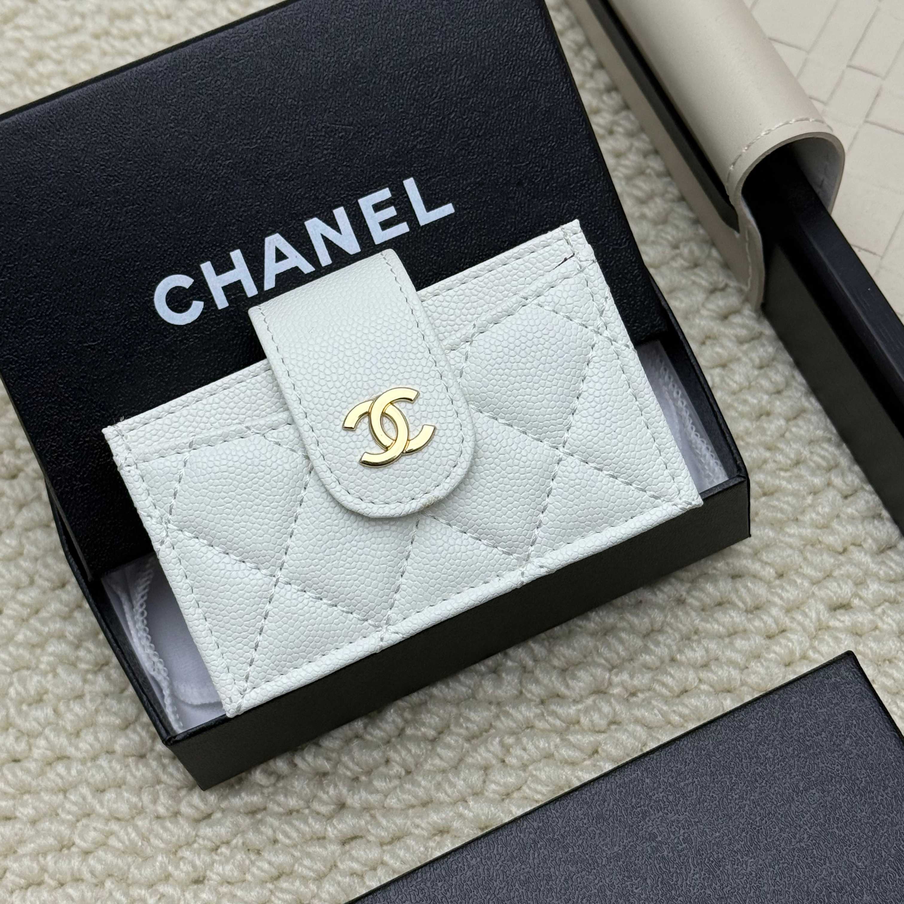 Chanel Caviar Lambskin Accordion Card Holder - White, 10 x 6 x 2 cm 2 a1750827120280 7874
