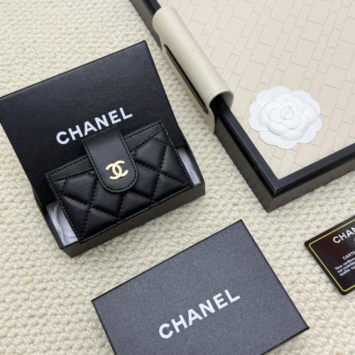 Chanel Caviar Leather Card Holder - Accordion Design, Six Card Slots 1 Chanel Caviar Leather Card Holder - Accordion Design, Six Card Slots