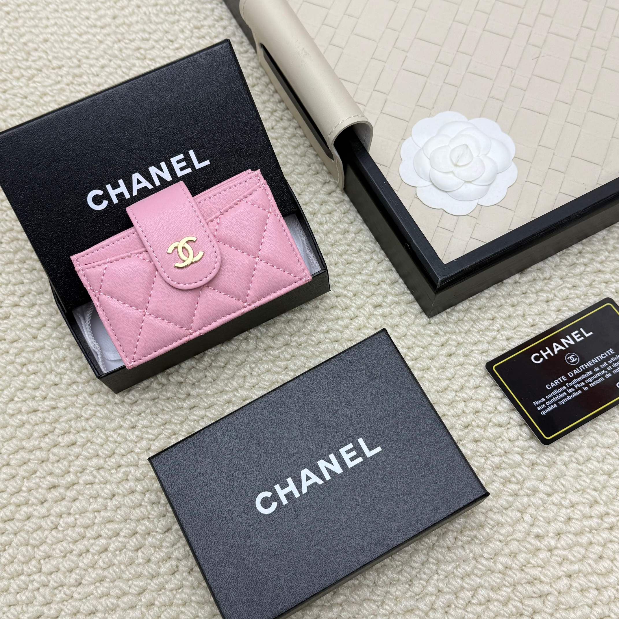 Chanel Card Holder Pink Lambskin Leather Quilted Card Case Wallet AT600