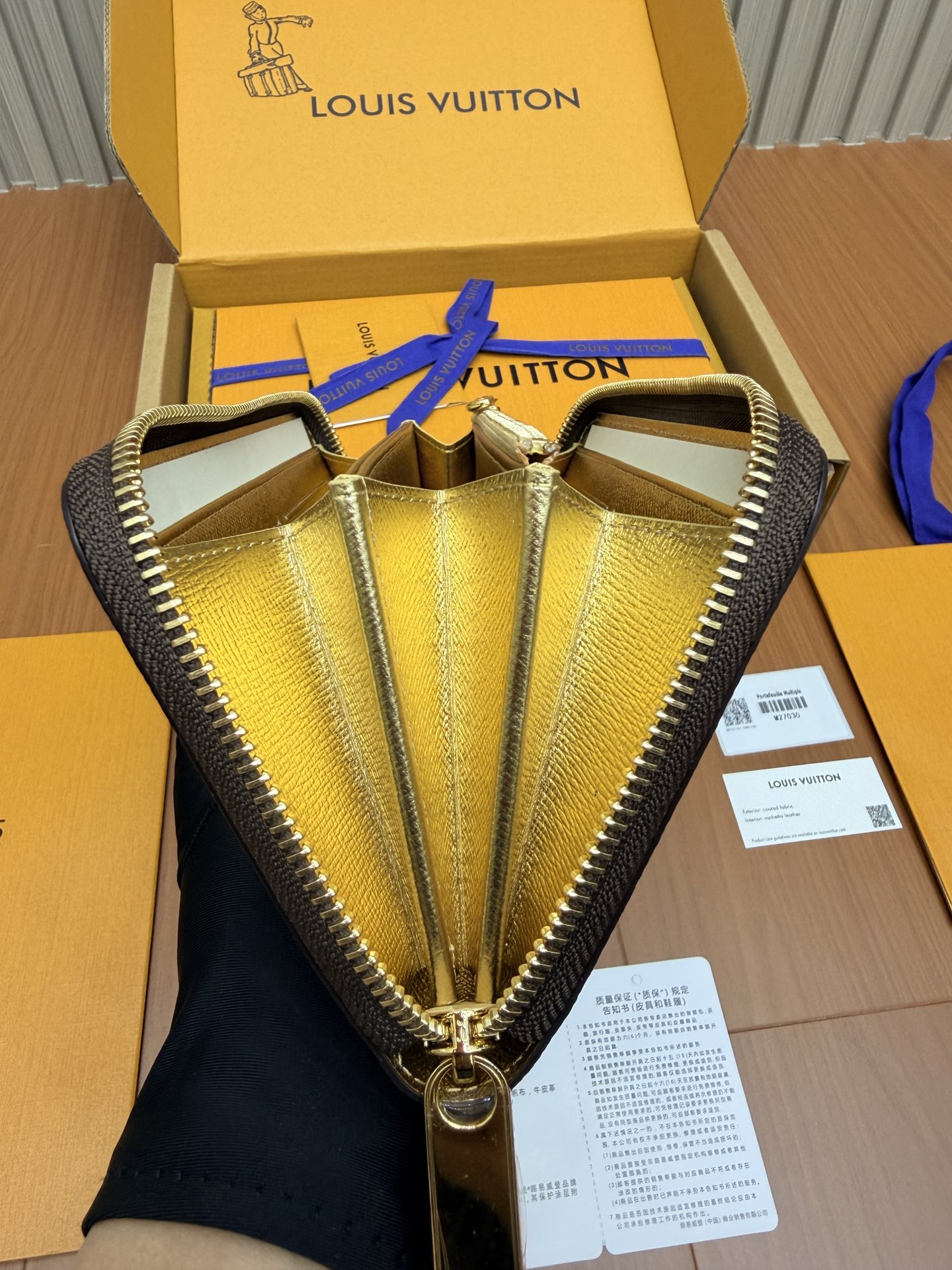 Louis Vuitton Haute Couture Classic Luxury Handbag Shoulder Crossbody 4