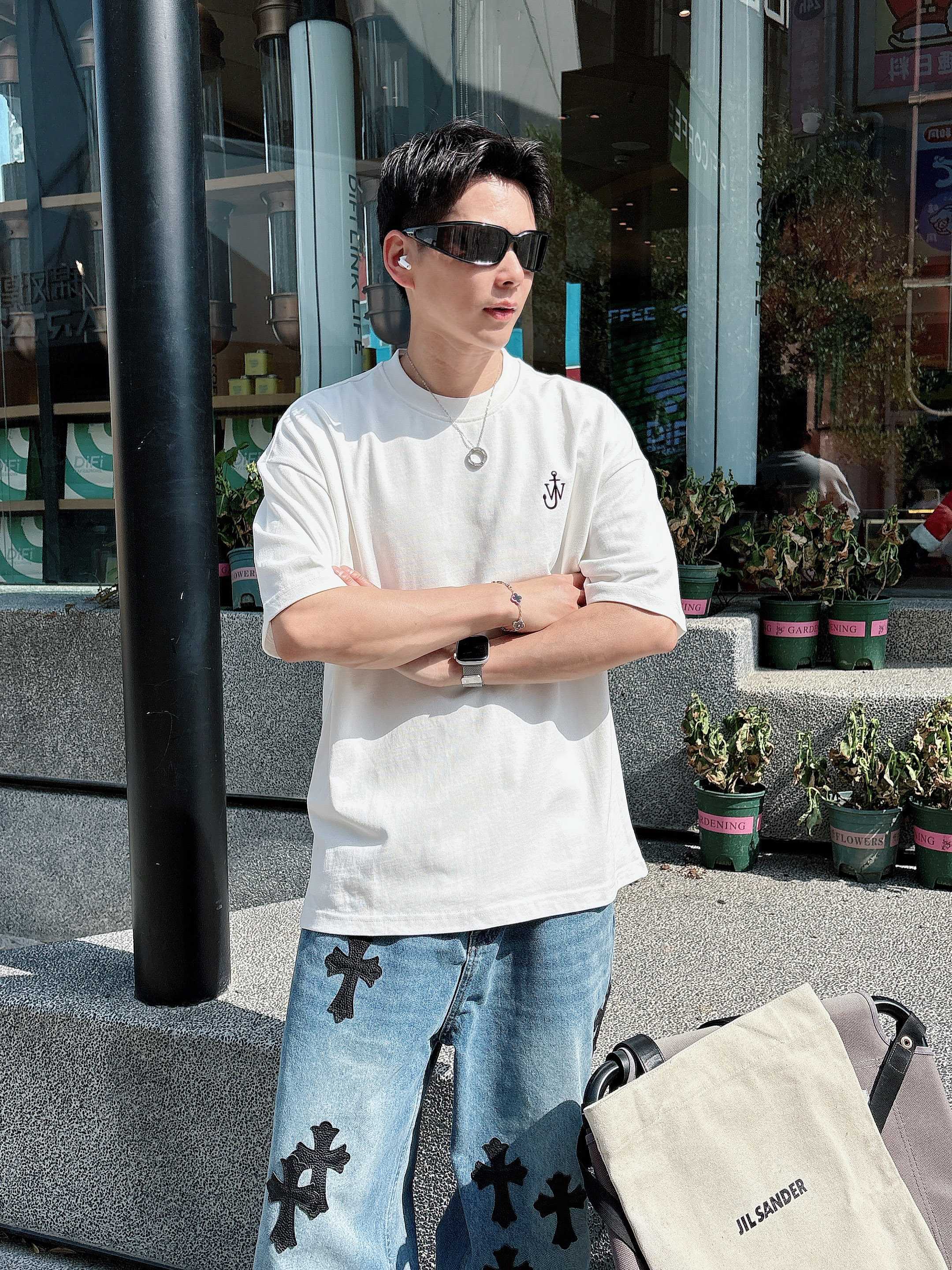 J.W.ANDERSON  T恤服装,男,女 9