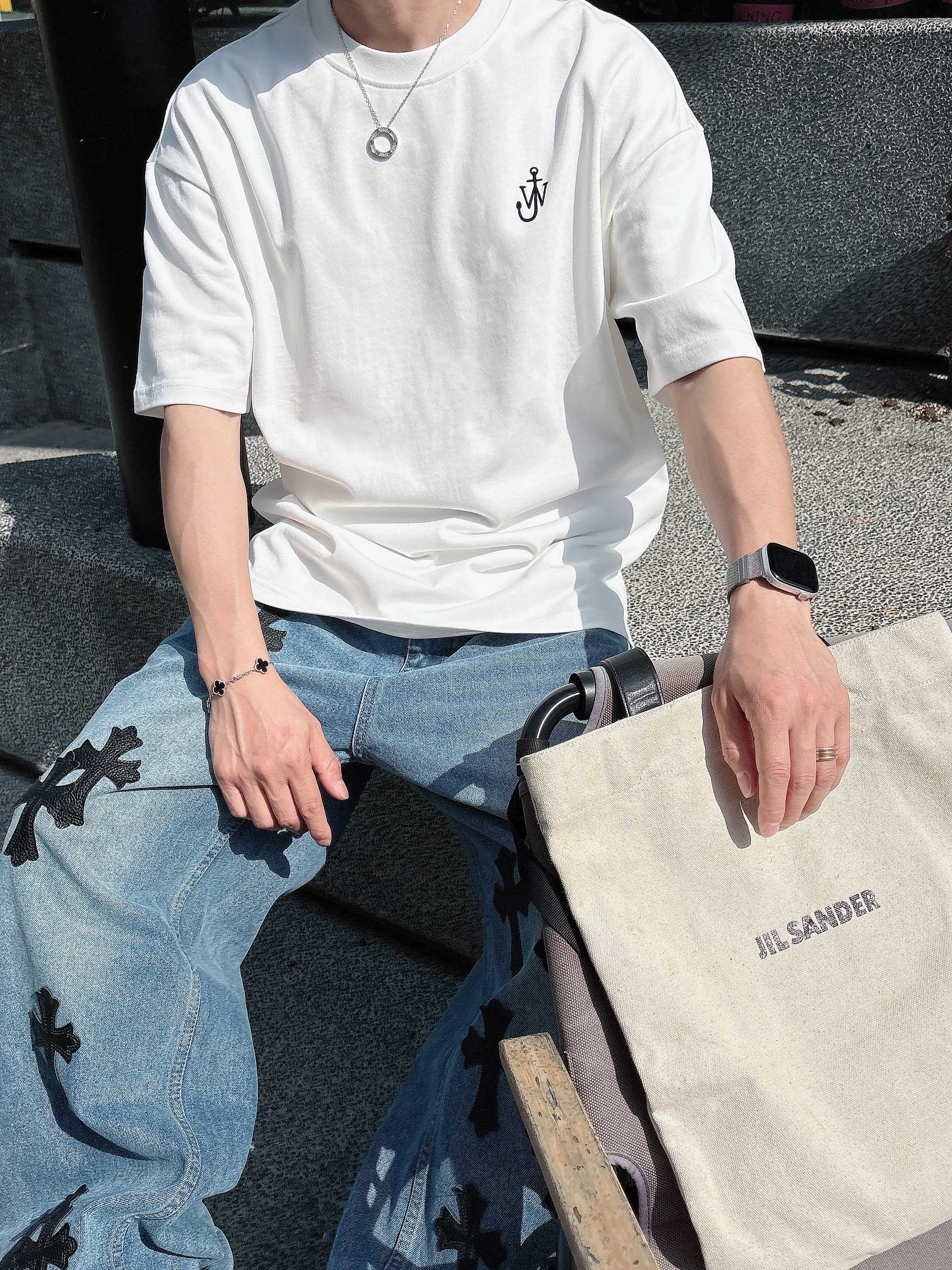 J.W.ANDERSON  T恤服装,男,女 8