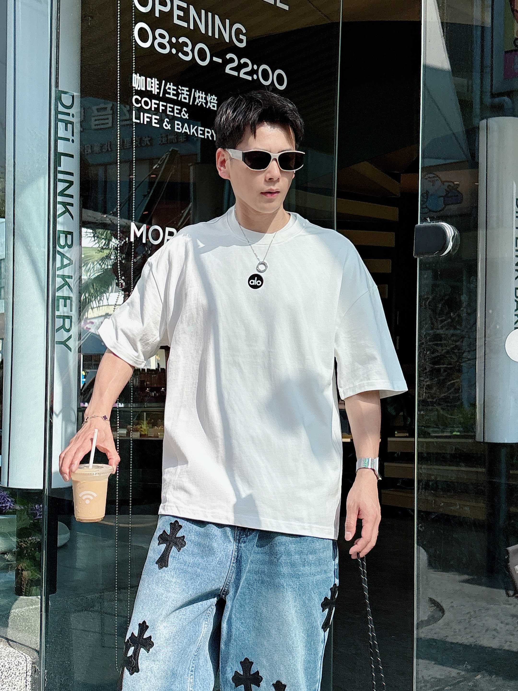 Alo  T恤服装,男,女 9