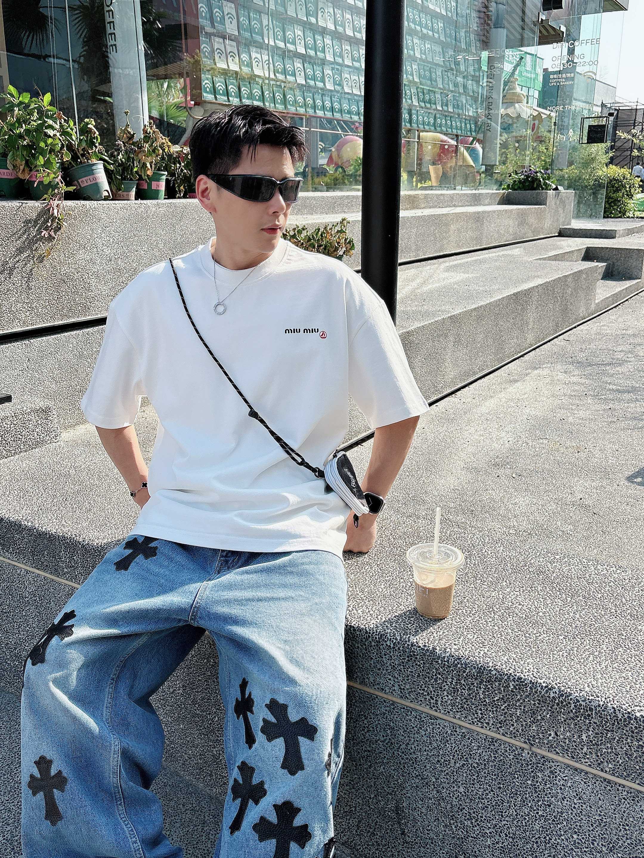 Petit Bateau x Miu Miu 联名 圆领短袖T恤服装,miumiu,男,女 5