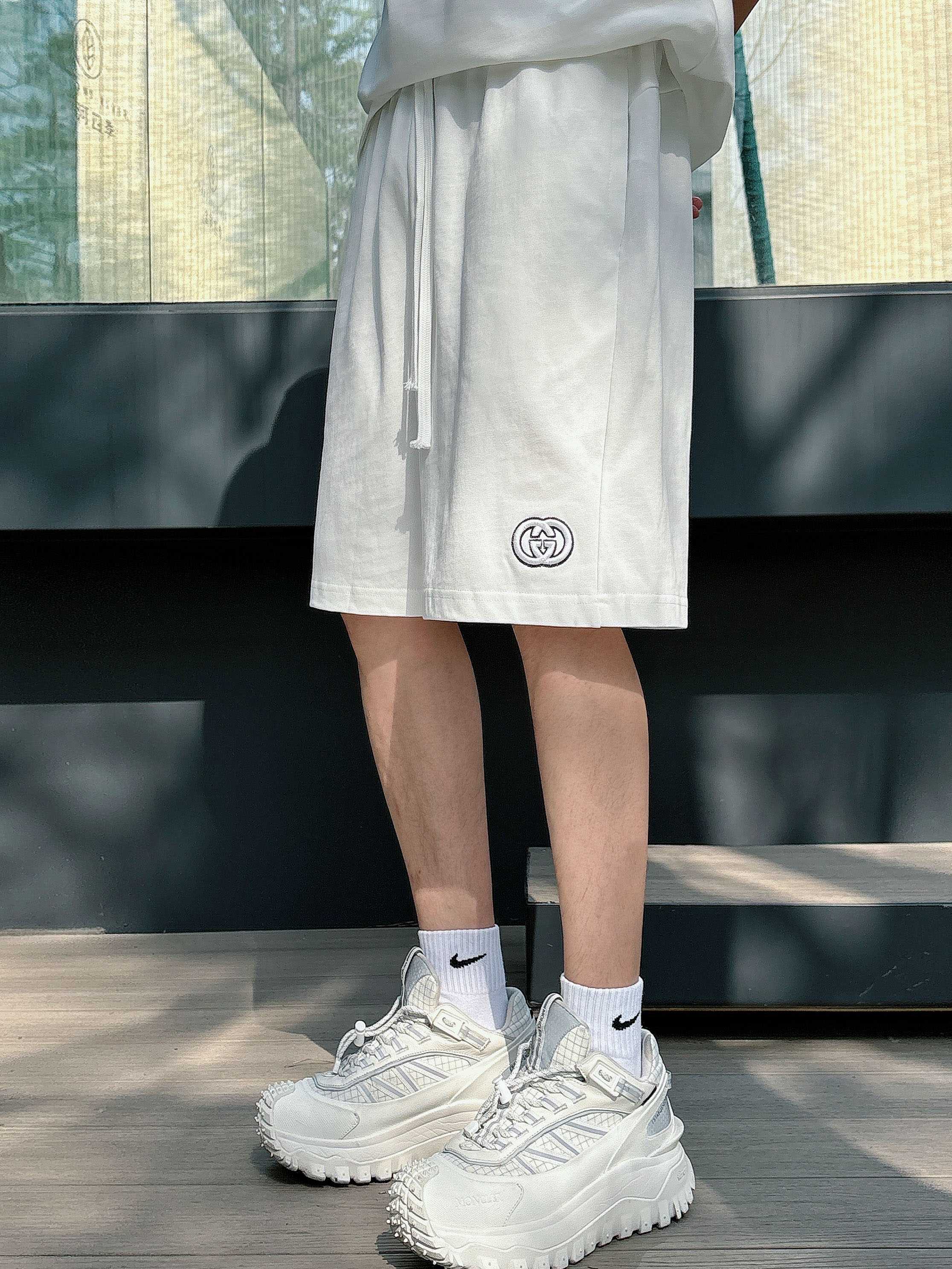Gucci Heavy Cotton Tee & Shorts Set - Embroidered Logo, Unisex Style 5 a1746886432492 4488
