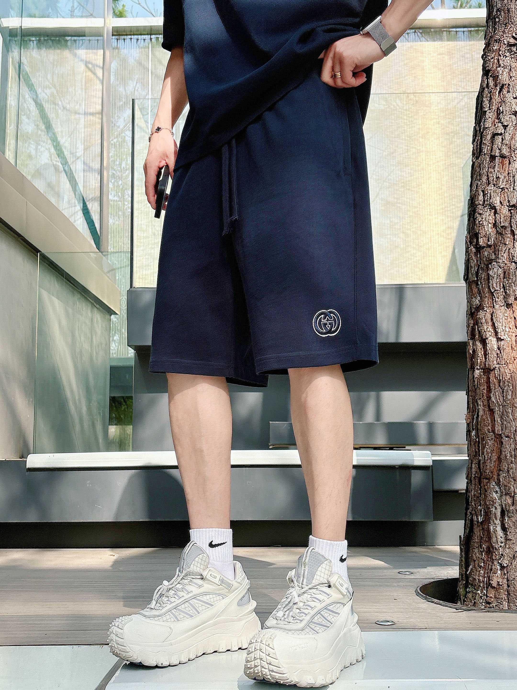 Gucci Heavy Cotton Jersey T-Shirt & Shorts Set - Embroidered Logo 5 a1746886599932 5233