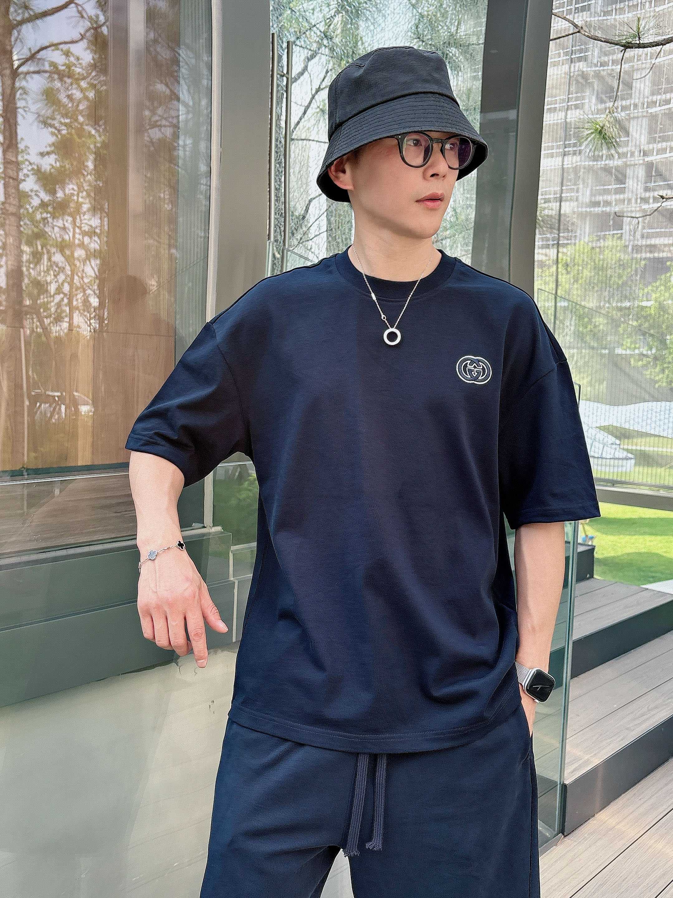 Gucci Heavy Cotton Short Sleeve T-Shirt & Shorts Set - Unisex Style 7 a1746886646608 2458