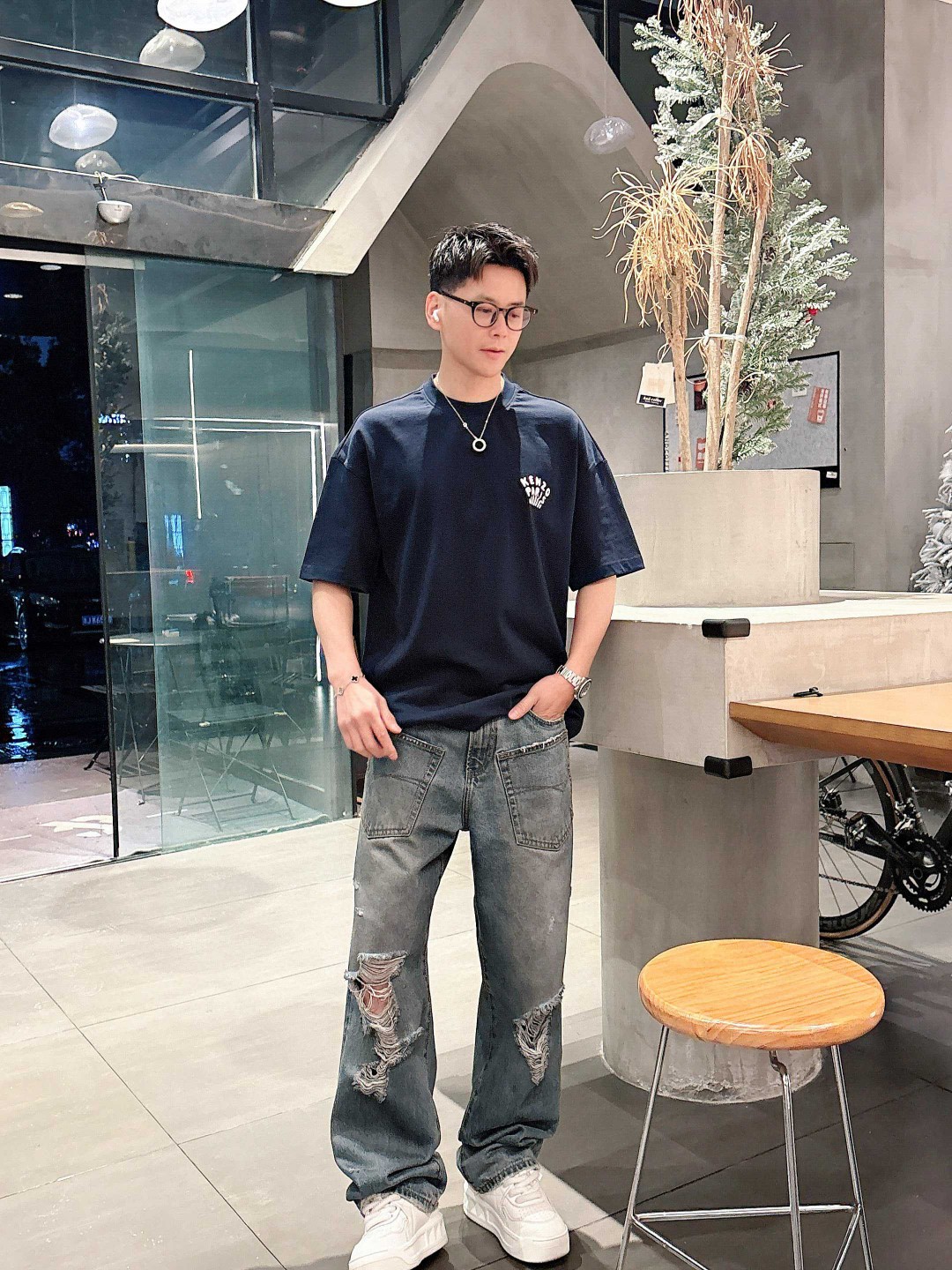 25SS kenzo新款圆领短袖T恤，选用330克双纱平织棉面料打造，...