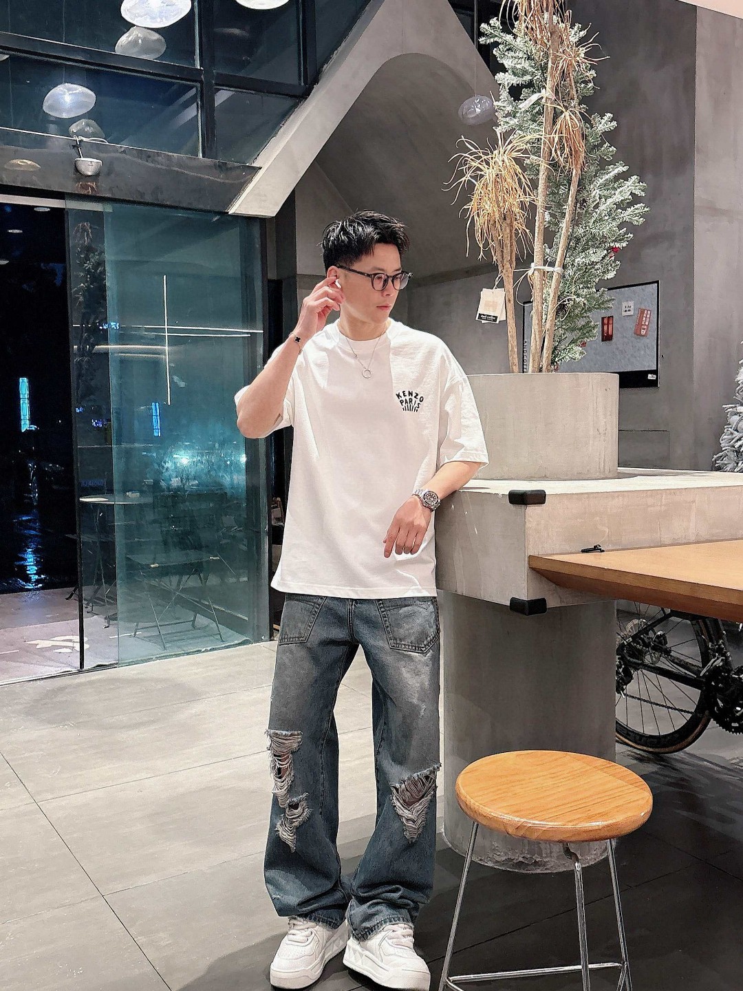 25SS kenzo新款圆领短袖T恤，选用330克双纱平织棉面料打造，...