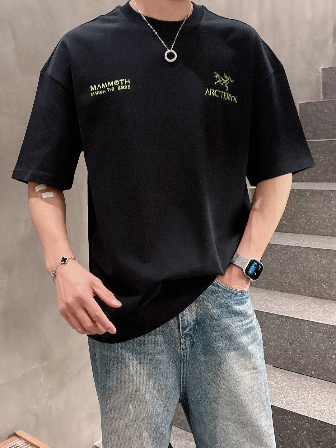 ARC TERYX MAMMOTH 圆领短袖T恤服装,男,女 5