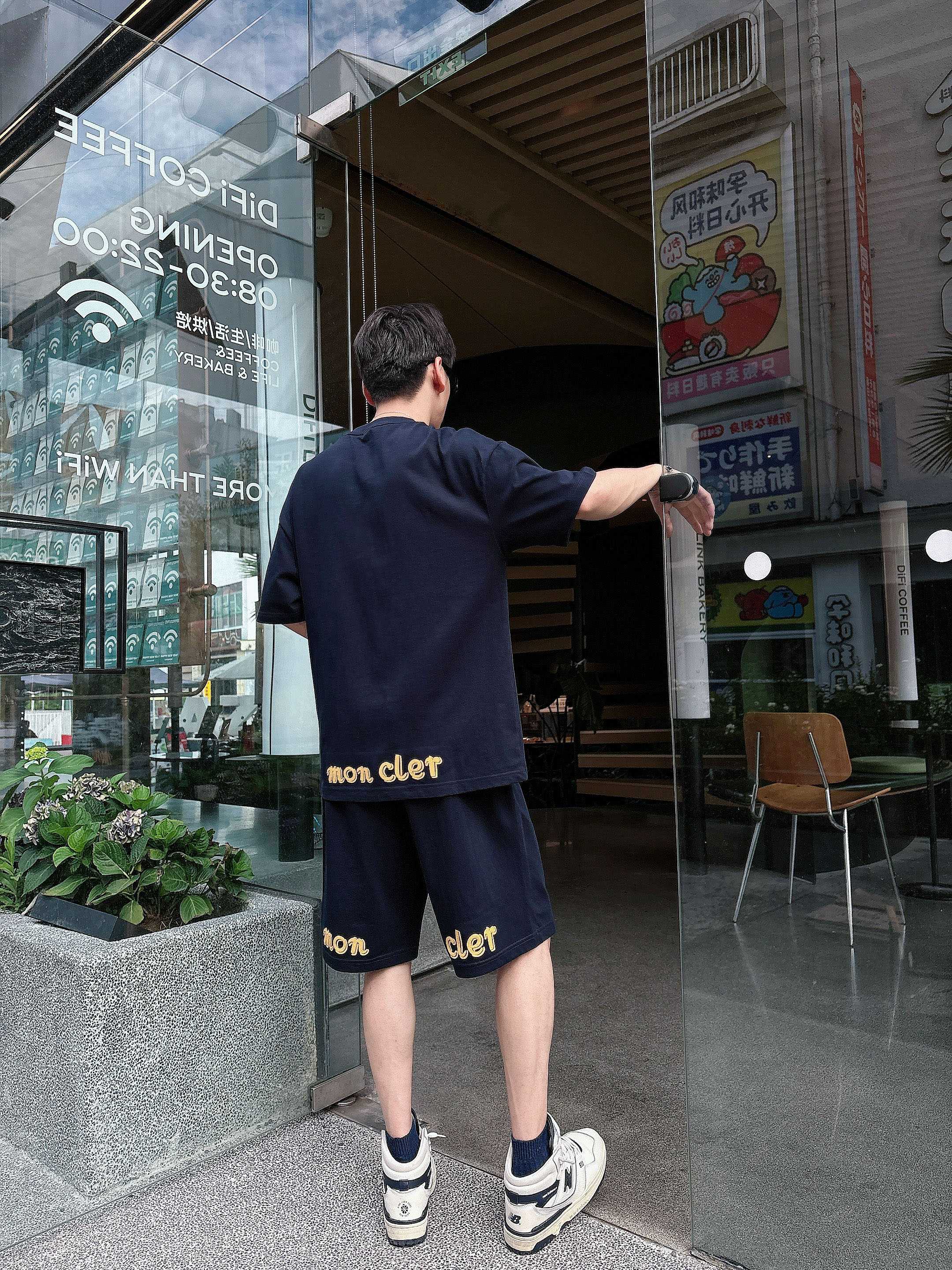 Moncler Heavyweight Cotton T-Shirt & Shorts Set - Embroidered Logo - Unisex 9 a1748102967737 1467