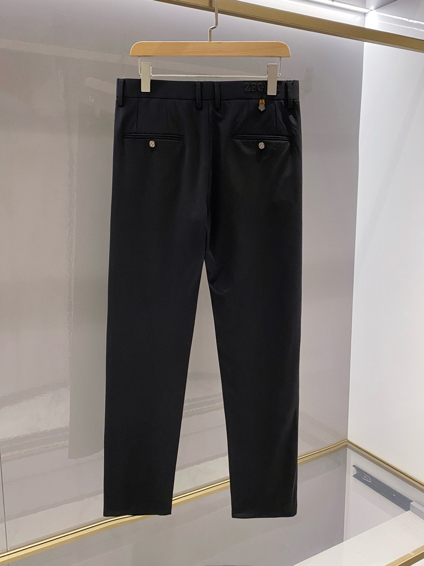 P528 BLACK MALE HIGH-END BUSINESS LEISURE, LIGHT AND PURE COTTON PANTS, DETAILS - 图片 2