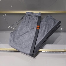 -ZEGN*A高端品质男士时尚休闲连帽套装,这款羊毛时尚版型,趋势流行老钱风高端品质奢潮穿搭。懒人穿搭必 -ZEGN*A高端品质男士时尚休闲连帽套装,这款羊毛时尚版型,趋势流行老钱风高端品质奢潮穿搭。懒人穿搭必