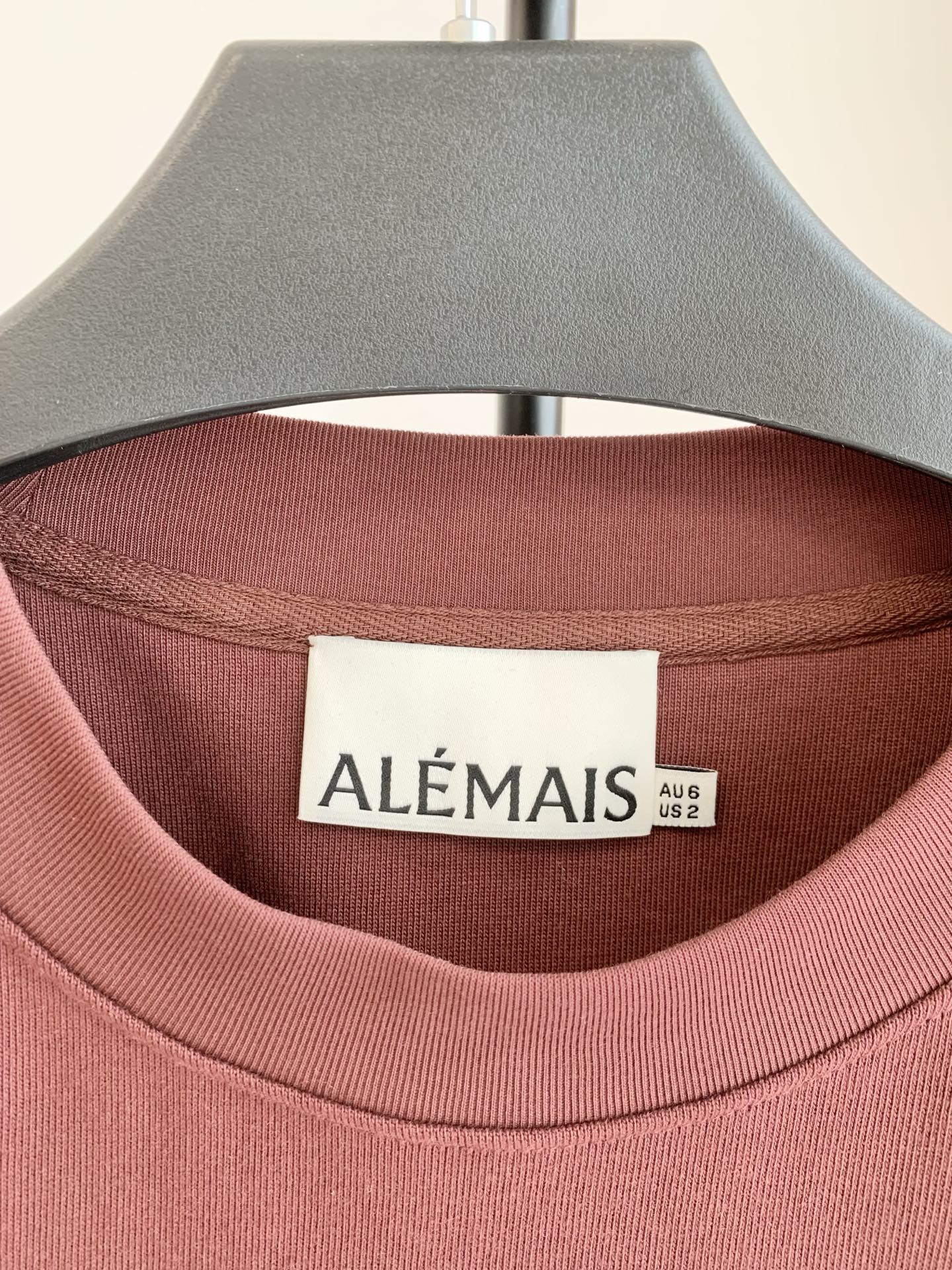 Футболка Alem с вышивкой крокодила Alémais