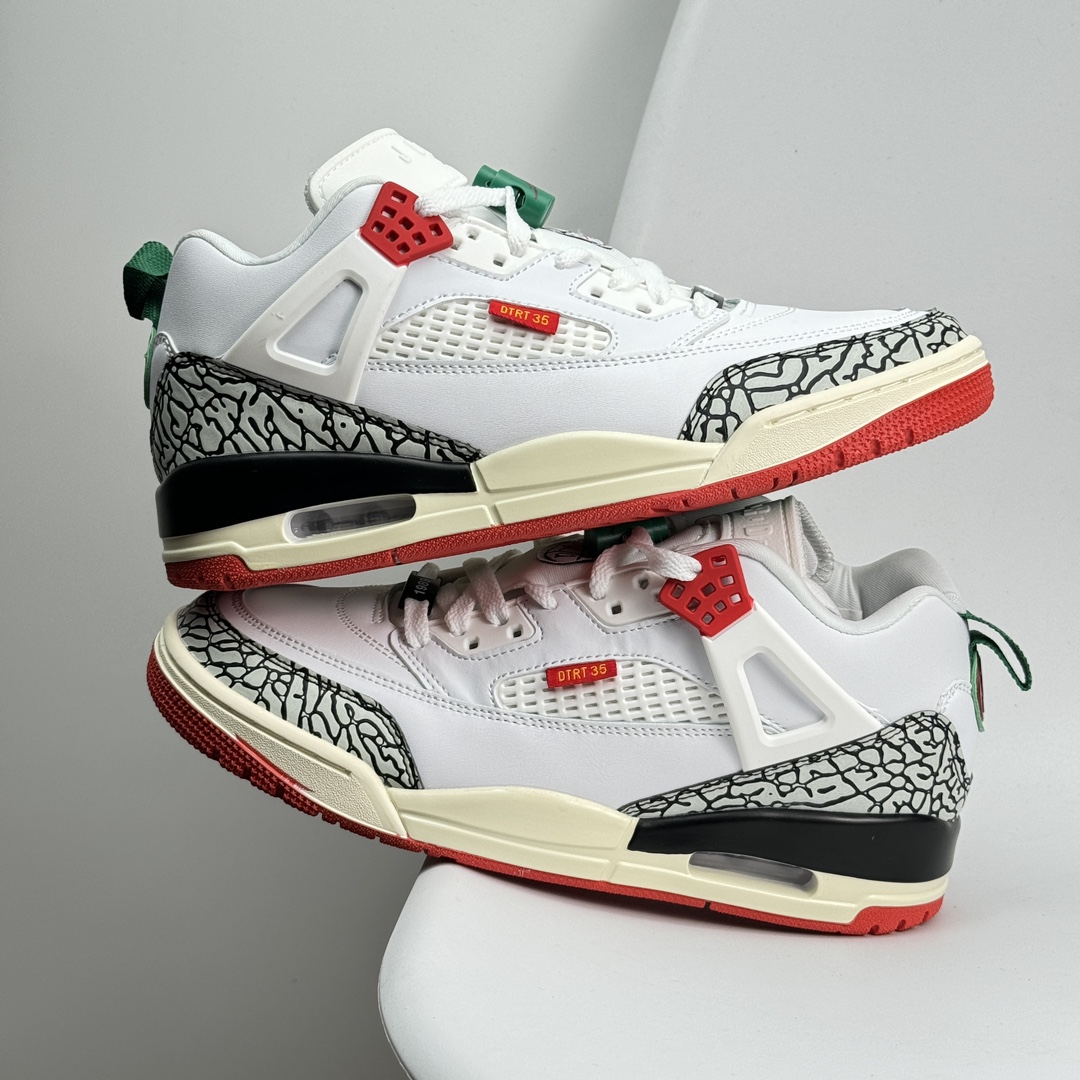 💰120 Jordan Air Jordan 4 "Pine Green"名款 AJ4 乔丹4代 aj4 乔4 绿白联名 乔丹篮球鞋系列 本次联名鞋款维持AirJordan4经典轮廓，鞋身以白色为主，细节部分选用绿色点缀，鞋头部分还带有灰色麂皮覆盖，鞋底部分采用复古感十足的牛筋底，成功营造清爽氛围，并于鞋舌背面、Flight 字样、鞋带扣、中底区域、鞋后跟、拉环注入主题色「Pine Green」，其余细节则能留意经典红色Jumpman Logo，灰色绒面革覆盖层与生胶大底。当然最大亮点便是后跟的Nike SB Logo及为双方打造的特殊鞋盒，极具纪念意义 36-45半 522JHD