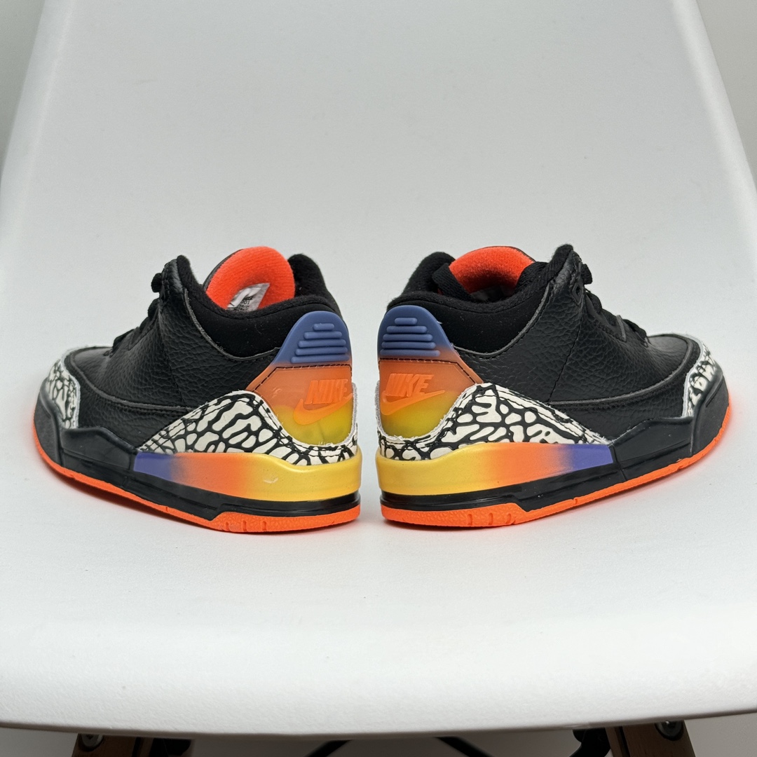 图片[7]-新配色 童鞋码数24-37 公司级✅Air Jordan 3 JTH Justin Timberlake&Tinker Hatfheld 白手稿联名 AJ3 1乔丹3代 aj3 乔3 白手稿 乔丹篮球鞋系列 这款鞋不仅完美再现了白棕水泥White Cement的经典气质，鞋身侧边的Swoosh,更是还原了设计师TinkerHatfield的原始手稿。同时带有3M反光效果，让人炫目！！！ 079JJD-选品中心