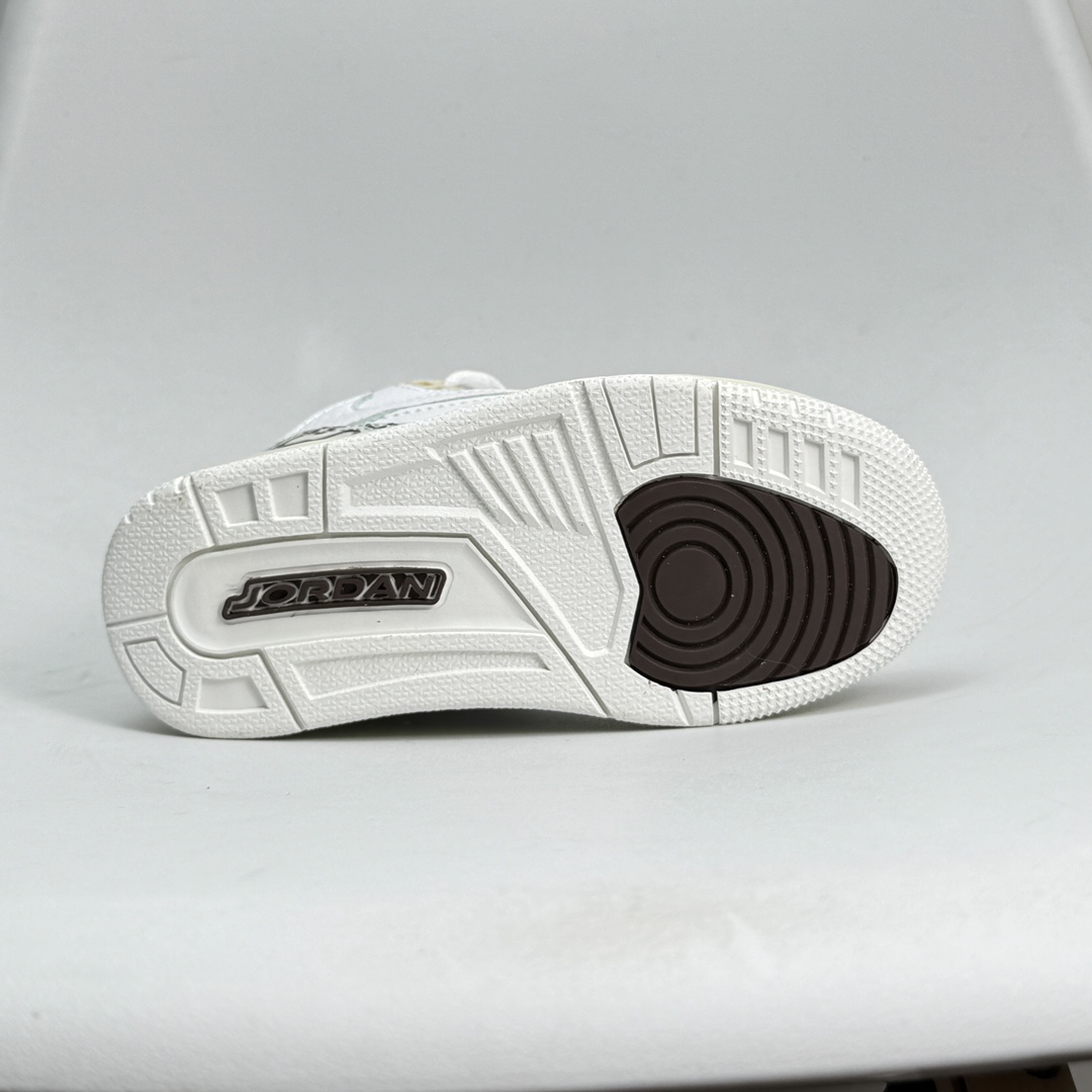 图片[7]-乔3倒钩 童鞋码数24-37 公司级✅Air Jordan 3 JTH Justin Timberlake&Tinker Hatfheld 白手稿联名 AJ3 1乔丹3代 aj3 乔3 白手稿 乔丹篮球鞋系列 这款鞋不仅完美再现了白棕水泥White Cement的经典气质，鞋身侧边的Swoosh,更是还原了设计师TinkerHatfield的原始手稿。同时带有3M反光效果，让人炫目！！！ 079JJD-选品中心