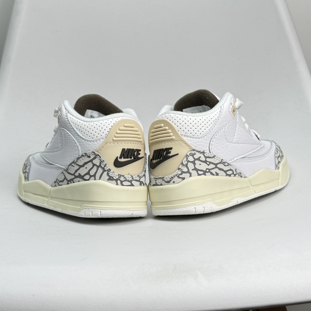 图片[4]-乔3倒钩 童鞋码数24-37 公司级✅Air Jordan 3 JTH Justin Timberlake&Tinker Hatfheld 白手稿联名 AJ3 1乔丹3代 aj3 乔3 白手稿 乔丹篮球鞋系列 这款鞋不仅完美再现了白棕水泥White Cement的经典气质，鞋身侧边的Swoosh,更是还原了设计师TinkerHatfield的原始手稿。同时带有3M反光效果，让人炫目！！！ 079JJD-选品中心