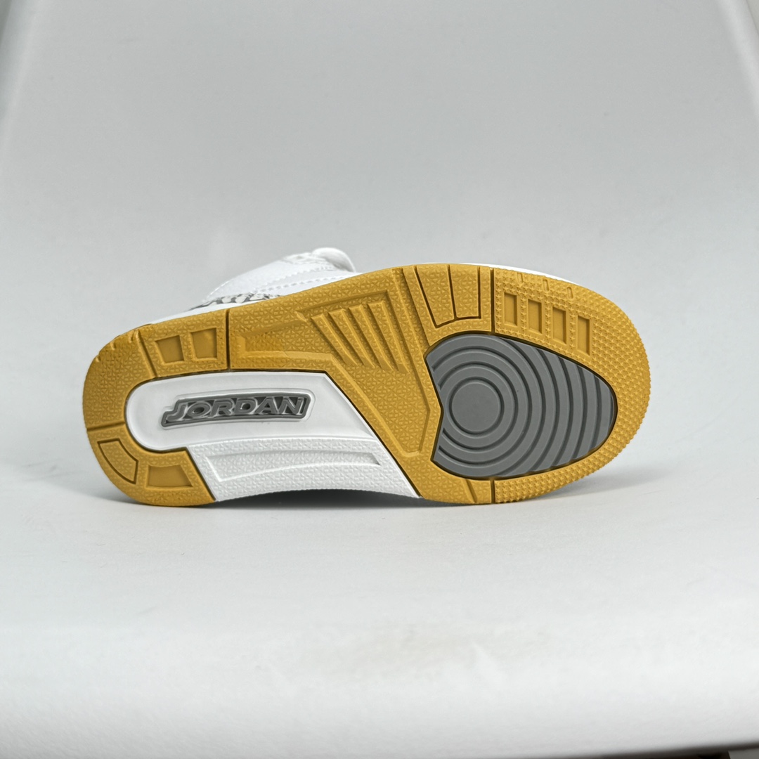 图片[7]-乔3新配色 童鞋码数24-37 公司级✅Air Jordan 3 JTH Justin Timberlake&Tinker Hatfheld 白手稿联名 AJ3 1乔丹3代 aj3 乔3 白手稿 乔丹篮球鞋系列 这款鞋不仅完美再现了白棕水泥White Cement的经典气质，鞋身侧边的Swoosh,更是还原了设计师TinkerHatfield的原始手稿。同时带有3M反光效果，让人炫目！！！ 079JJD-选品中心