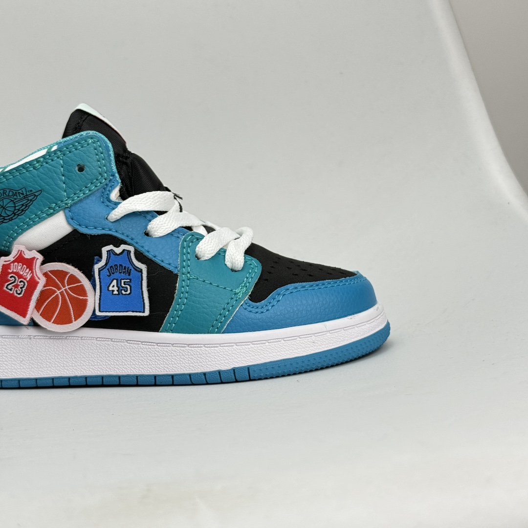 图片[9]-Jordan/乔丹 童鞋版本上线👣你家有个fashion宝贝👶🏻耐克Air Jordan Brand 1 Mid GS\”Hulk\”AJ1乔丹一代低帮经典复古文化休闲运动篮球鞋“乔1低邦童鞋系列” 类型：低邦童鞋 尺码：22 23 24 25 26 27 28 29 30 31 32 33 34 35 36 37 079DND-选品中心