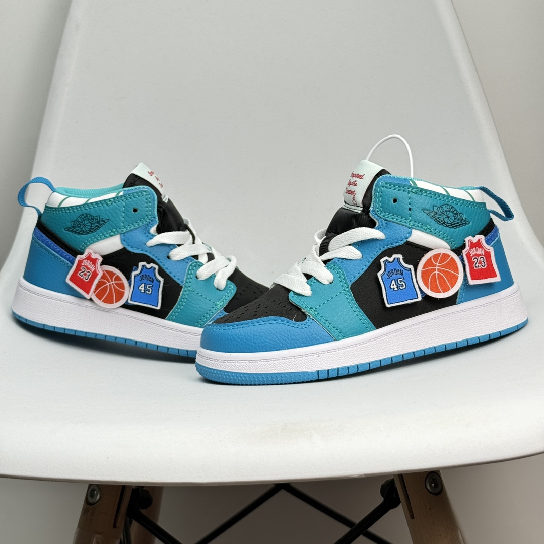 图片[5]-Jordan/乔丹 童鞋版本上线👣你家有个fashion宝贝👶🏻耐克Air Jordan Brand 1 Mid GS\”Hulk\”AJ1乔丹一代低帮经典复古文化休闲运动篮球鞋“乔1低邦童鞋系列” 类型：低邦童鞋 尺码：22 23 24 25 26 27 28 29 30 31 32 33 34 35 36 37 079DND-选品中心