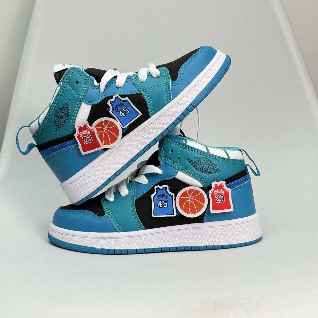 图片[2]-Jordan/乔丹 童鞋版本上线👣你家有个fashion宝贝👶🏻耐克Air Jordan Brand 1 Mid GS\”Hulk\”AJ1乔丹一代低帮经典复古文化休闲运动篮球鞋“乔1低邦童鞋系列” 类型：低邦童鞋 尺码：22 23 24 25 26 27 28 29 30 31 32 33 34 35 36 37 079DND-选品中心
