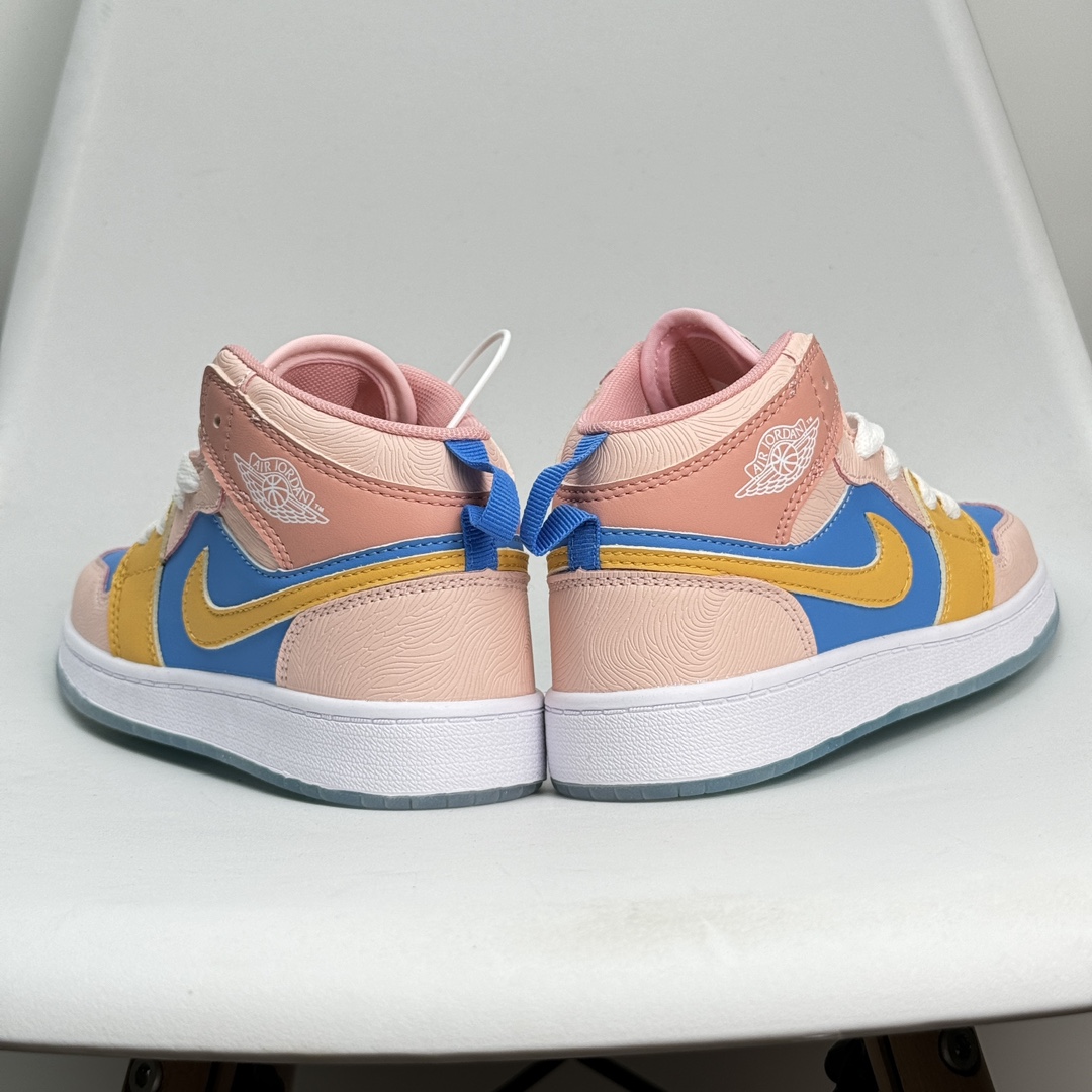 图片[4]-Jordan/乔丹 童鞋版本上线👣你家有个fashion宝贝👶🏻耐克Air Jordan Brand 1 Mid GS\”Hulk\”AJ1乔丹一代低帮经典复古文化休闲运动篮球鞋“乔1低邦童鞋系列” 类型：低邦童鞋 尺码：22 23 24 25 26 27 28 29 30 31 32 33 34 35 36 37 079DND-选品中心