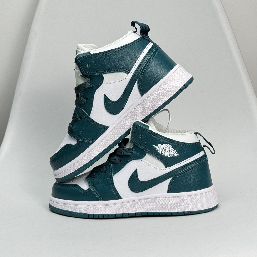 图片[3]-Jordan/乔丹 童鞋版本上线👣你家有个fashion宝贝👶🏻耐克Air Jordan Brand 1 Mid GS\”Hulk\”AJ1乔丹一代低帮经典复古文化休闲运动篮球鞋“乔1低邦童鞋系列” 类型：低邦童鞋 尺码：22 23 24 25 26 27 28 29 30 31 32 33 34 35 36 37 079DND-选品中心