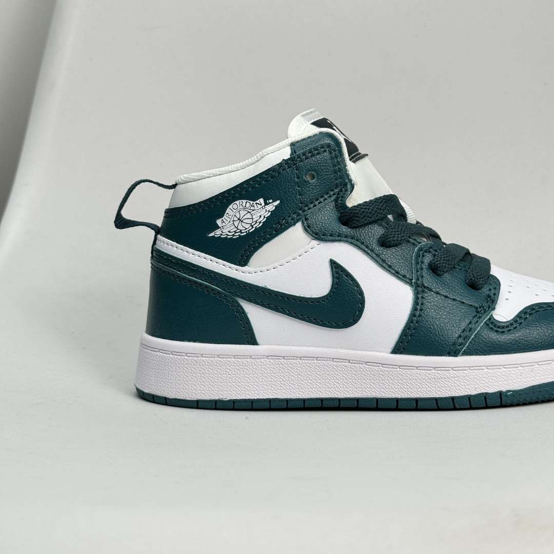 图片[8]-Jordan/乔丹 童鞋版本上线👣你家有个fashion宝贝👶🏻耐克Air Jordan Brand 1 Mid GS\”Hulk\”AJ1乔丹一代低帮经典复古文化休闲运动篮球鞋“乔1低邦童鞋系列” 类型：低邦童鞋 尺码：22 23 24 25 26 27 28 29 30 31 32 33 34 35 36 37 079DND-选品中心