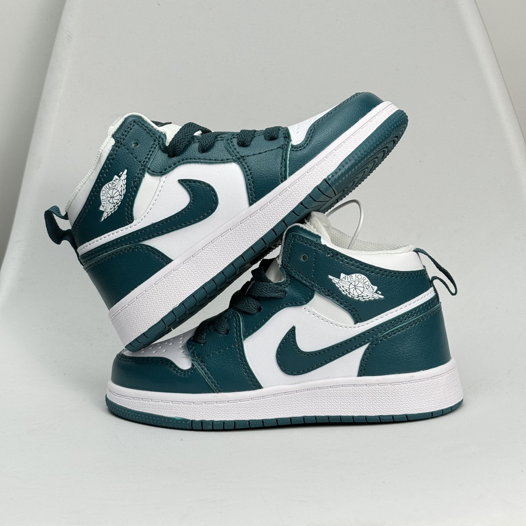 图片[2]-Jordan/乔丹 童鞋版本上线👣你家有个fashion宝贝👶🏻耐克Air Jordan Brand 1 Mid GS\”Hulk\”AJ1乔丹一代低帮经典复古文化休闲运动篮球鞋“乔1低邦童鞋系列” 类型：低邦童鞋 尺码：22 23 24 25 26 27 28 29 30 31 32 33 34 35 36 37 079DND-选品中心
