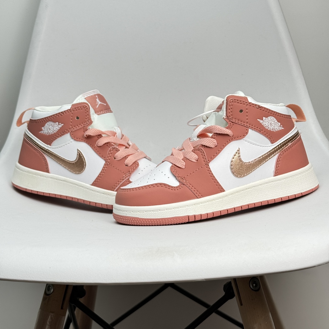 图片[5]-Jordan/乔丹 童鞋版本上线👣你家有个fashion宝贝👶🏻耐克Air Jordan Brand 1 Mid GS\”Hulk\”AJ1乔丹一代低帮经典复古文化休闲运动篮球鞋“乔1低邦童鞋系列” 类型：低邦童鞋 尺码：22 23 24 25 26 27 28 29 30 31 32 33 34 35 36 37 079DND-选品中心