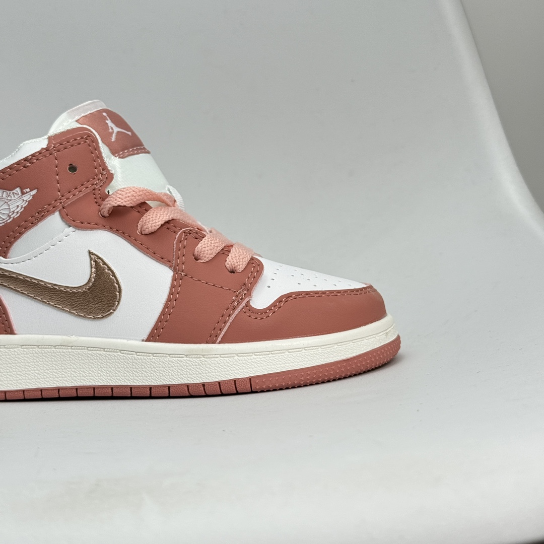 图片[9]-Jordan/乔丹 童鞋版本上线👣你家有个fashion宝贝👶🏻耐克Air Jordan Brand 1 Mid GS\”Hulk\”AJ1乔丹一代低帮经典复古文化休闲运动篮球鞋“乔1低邦童鞋系列” 类型：低邦童鞋 尺码：22 23 24 25 26 27 28 29 30 31 32 33 34 35 36 37 079DND-选品中心