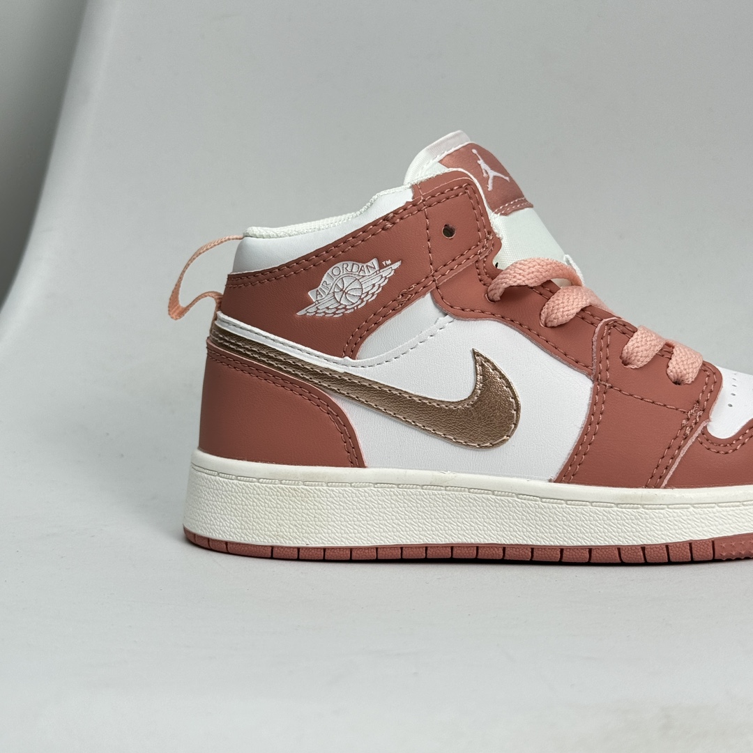 图片[8]-Jordan/乔丹 童鞋版本上线👣你家有个fashion宝贝👶🏻耐克Air Jordan Brand 1 Mid GS\”Hulk\”AJ1乔丹一代低帮经典复古文化休闲运动篮球鞋“乔1低邦童鞋系列” 类型：低邦童鞋 尺码：22 23 24 25 26 27 28 29 30 31 32 33 34 35 36 37 079DND-选品中心