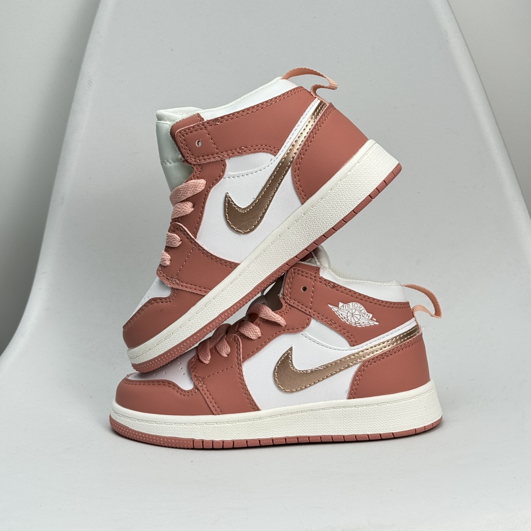 图片[3]-Jordan/乔丹 童鞋版本上线👣你家有个fashion宝贝👶🏻耐克Air Jordan Brand 1 Mid GS\”Hulk\”AJ1乔丹一代低帮经典复古文化休闲运动篮球鞋“乔1低邦童鞋系列” 类型：低邦童鞋 尺码：22 23 24 25 26 27 28 29 30 31 32 33 34 35 36 37 079DND-选品中心