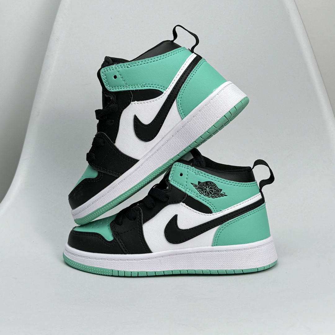 图片[3]-Jordan/乔丹 童鞋版本上线👣你家有个fashion宝贝👶🏻耐克Air Jordan Brand 1 Mid GS\”Hulk\”AJ1乔丹一代低帮经典复古文化休闲运动篮球鞋“乔1低邦童鞋系列” 类型：低邦童鞋 尺码：22 23 24 25 26 27 28 29 30 31 32 33 34 35 36 37 079DND-选品中心