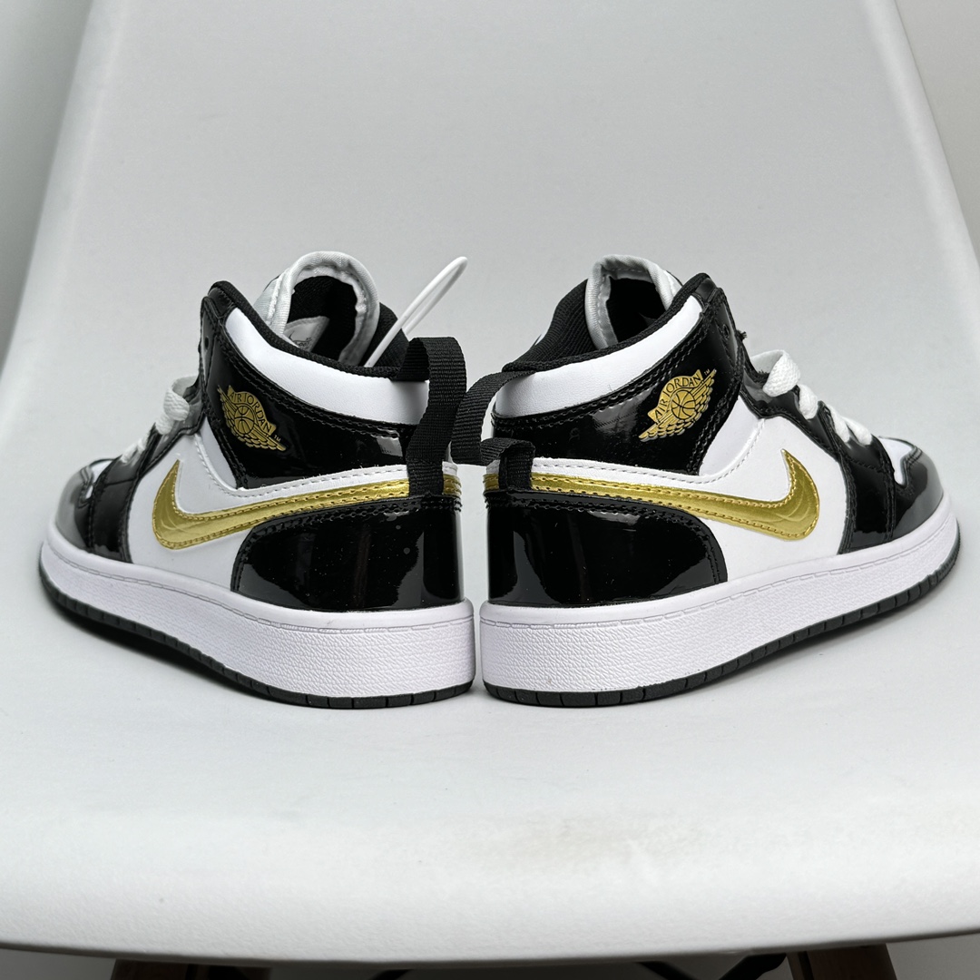 图片[4]-Jordan/乔丹 童鞋版本上线👣你家有个fashion宝贝👶🏻耐克Air Jordan Brand 1 Mid GS\”Hulk\”AJ1乔丹一代低帮经典复古文化休闲运动篮球鞋“乔1低邦童鞋系列” 类型：低邦童鞋 尺码：22 23 24 25 26 27 28 29 30 31 32 33 34 35 36 37 079DND-选品中心