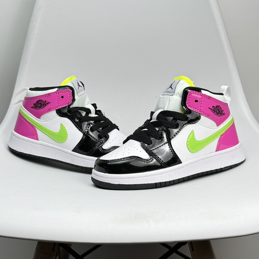 图片[5]-Jordan/乔丹 童鞋版本上线👣你家有个fashion宝贝👶🏻耐克Air Jordan Brand 1 Mid GS\”Hulk\”AJ1乔丹一代低帮经典复古文化休闲运动篮球鞋“乔1低邦童鞋系列” 类型：低邦童鞋 尺码：22 23 24 25 26 27 28 29 30 31 32 33 34 35 36 37 079DND-选品中心