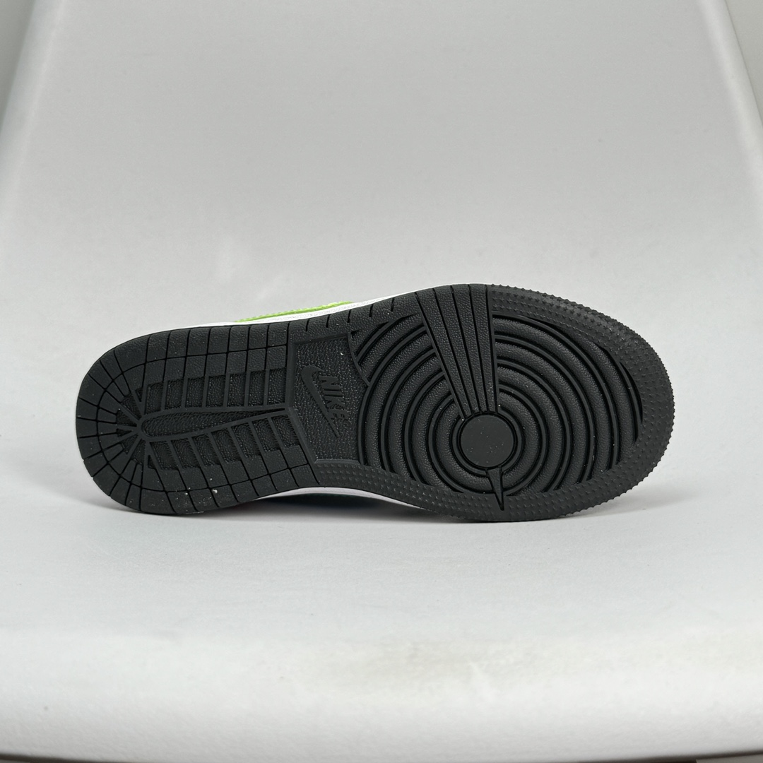 图片[7]-Jordan/乔丹 童鞋版本上线👣你家有个fashion宝贝👶🏻耐克Air Jordan Brand 1 Mid GS\”Hulk\”AJ1乔丹一代低帮经典复古文化休闲运动篮球鞋“乔1低邦童鞋系列” 类型：低邦童鞋 尺码：22 23 24 25 26 27 28 29 30 31 32 33 34 35 36 37 079DND-选品中心