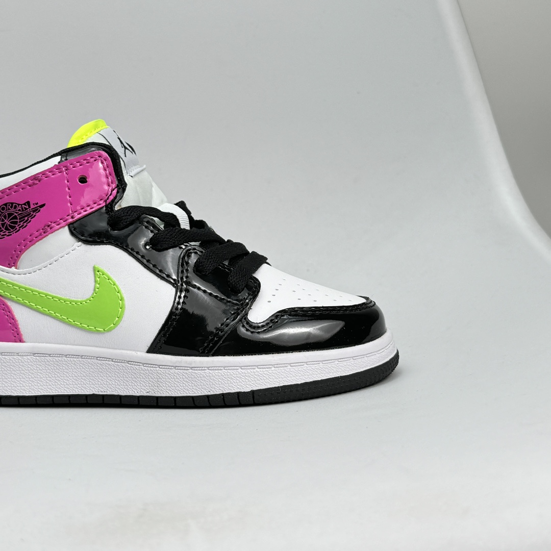 图片[9]-Jordan/乔丹 童鞋版本上线👣你家有个fashion宝贝👶🏻耐克Air Jordan Brand 1 Mid GS\”Hulk\”AJ1乔丹一代低帮经典复古文化休闲运动篮球鞋“乔1低邦童鞋系列” 类型：低邦童鞋 尺码：22 23 24 25 26 27 28 29 30 31 32 33 34 35 36 37 079DND-选品中心