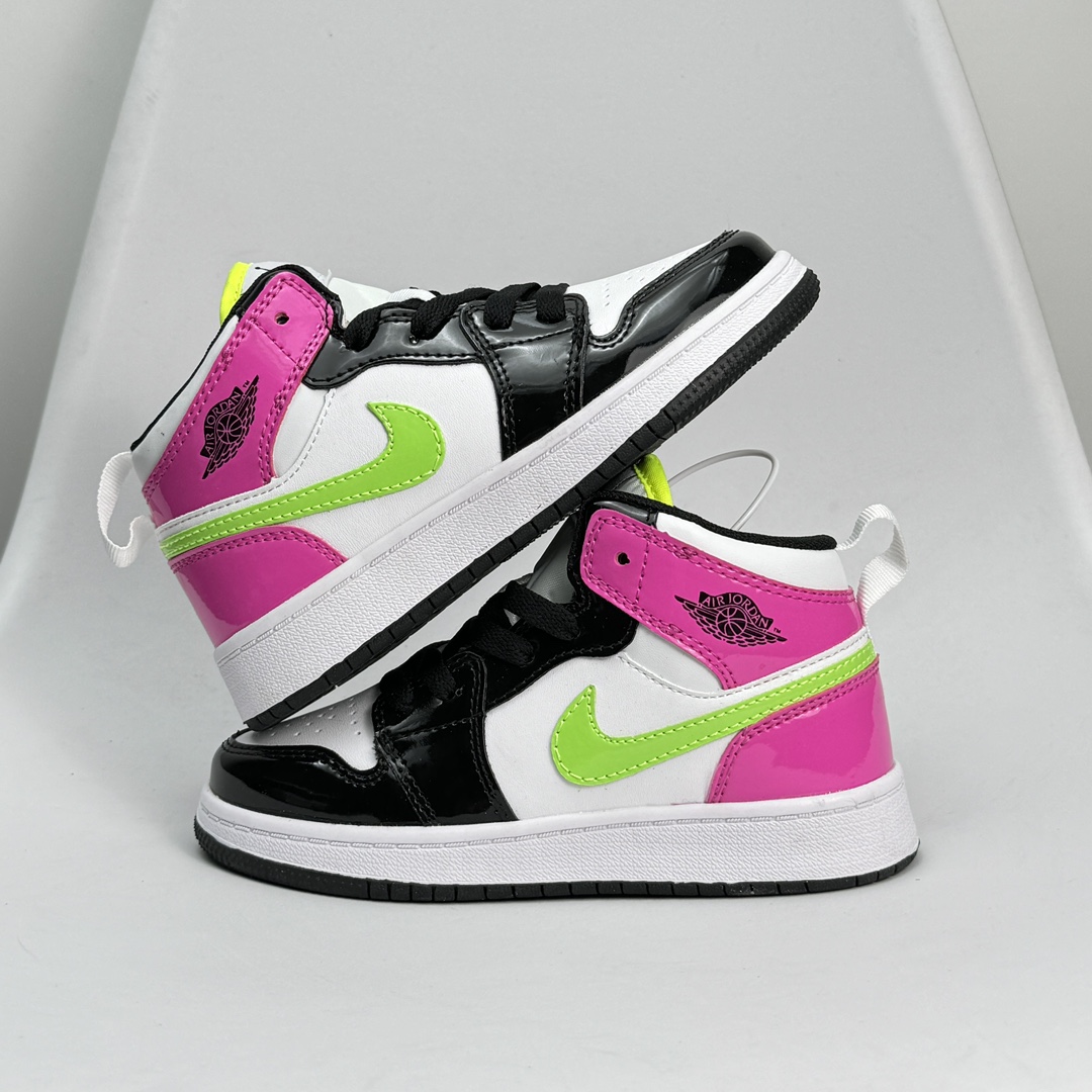 图片[2]-Jordan/乔丹 童鞋版本上线👣你家有个fashion宝贝👶🏻耐克Air Jordan Brand 1 Mid GS\”Hulk\”AJ1乔丹一代低帮经典复古文化休闲运动篮球鞋“乔1低邦童鞋系列” 类型：低邦童鞋 尺码：22 23 24 25 26 27 28 29 30 31 32 33 34 35 36 37 079DND-选品中心