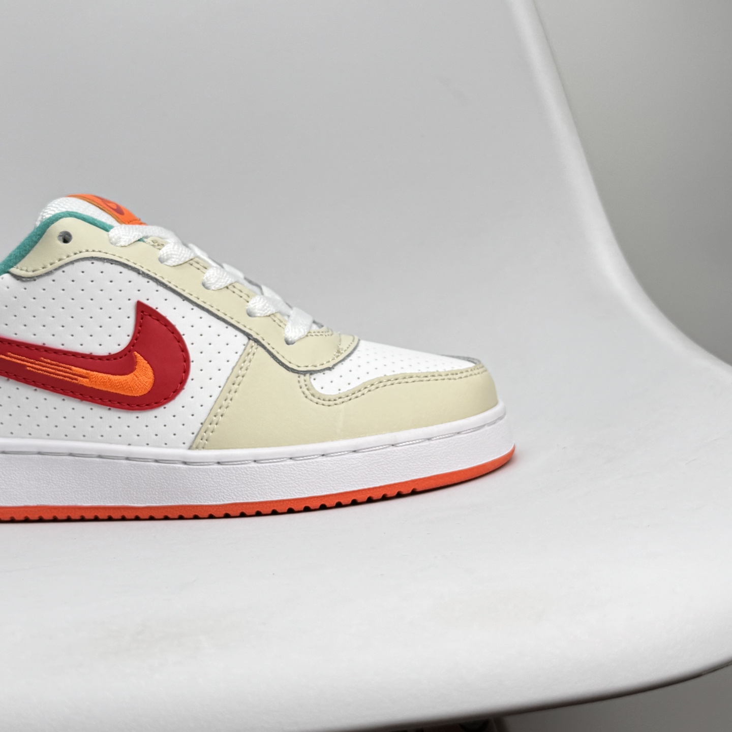 Nike Court Borough Low Sneakers - Classic, Durable, and Comfortable Design 10 i1740168621692 5514 0 8