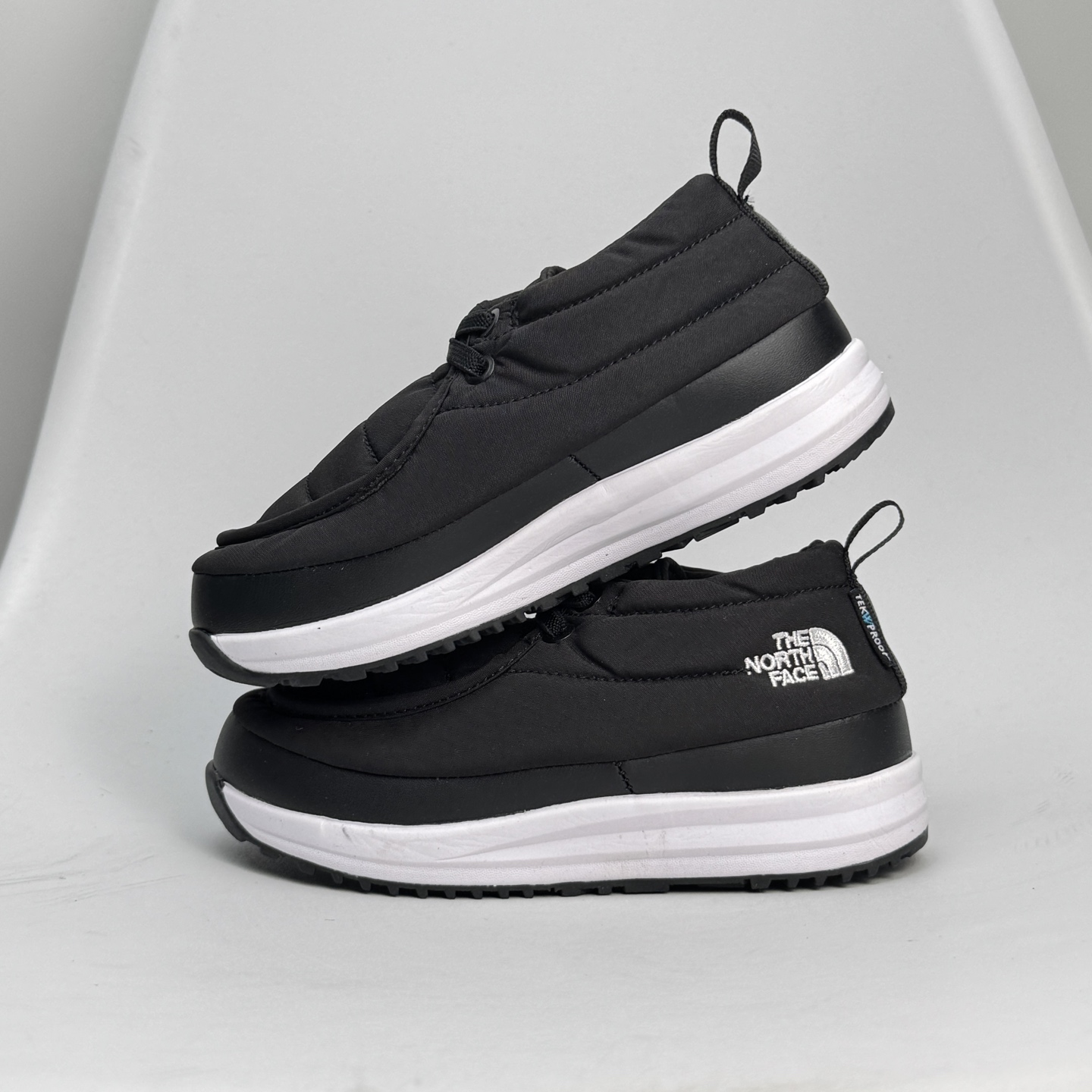 图片[3]-北家新款882松紧带儿童棉鞋 尺码：28-35码 经典北面棉鞋❄️ 松紧带设计，穿脱方便✌🏻 优质面料拼接，保暖又舒适☁️ 原装耐磨防滑大底，脚感超赞👍🏻-选品中心