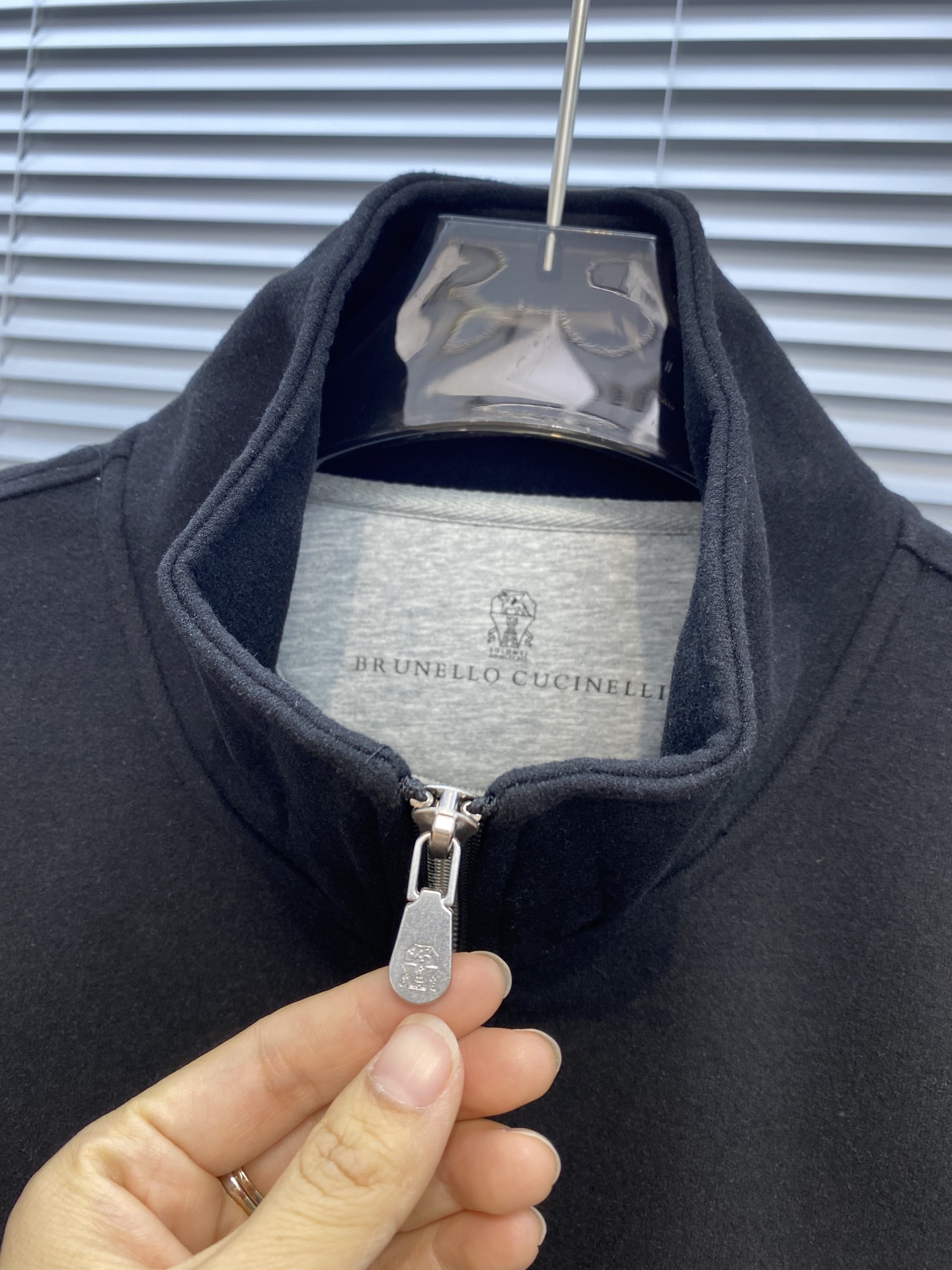 “2025 Autumn Winter Cashmere Coats: Classic Style with Retro Details and Comfort, Sizes M-3XL” - 图片 2
