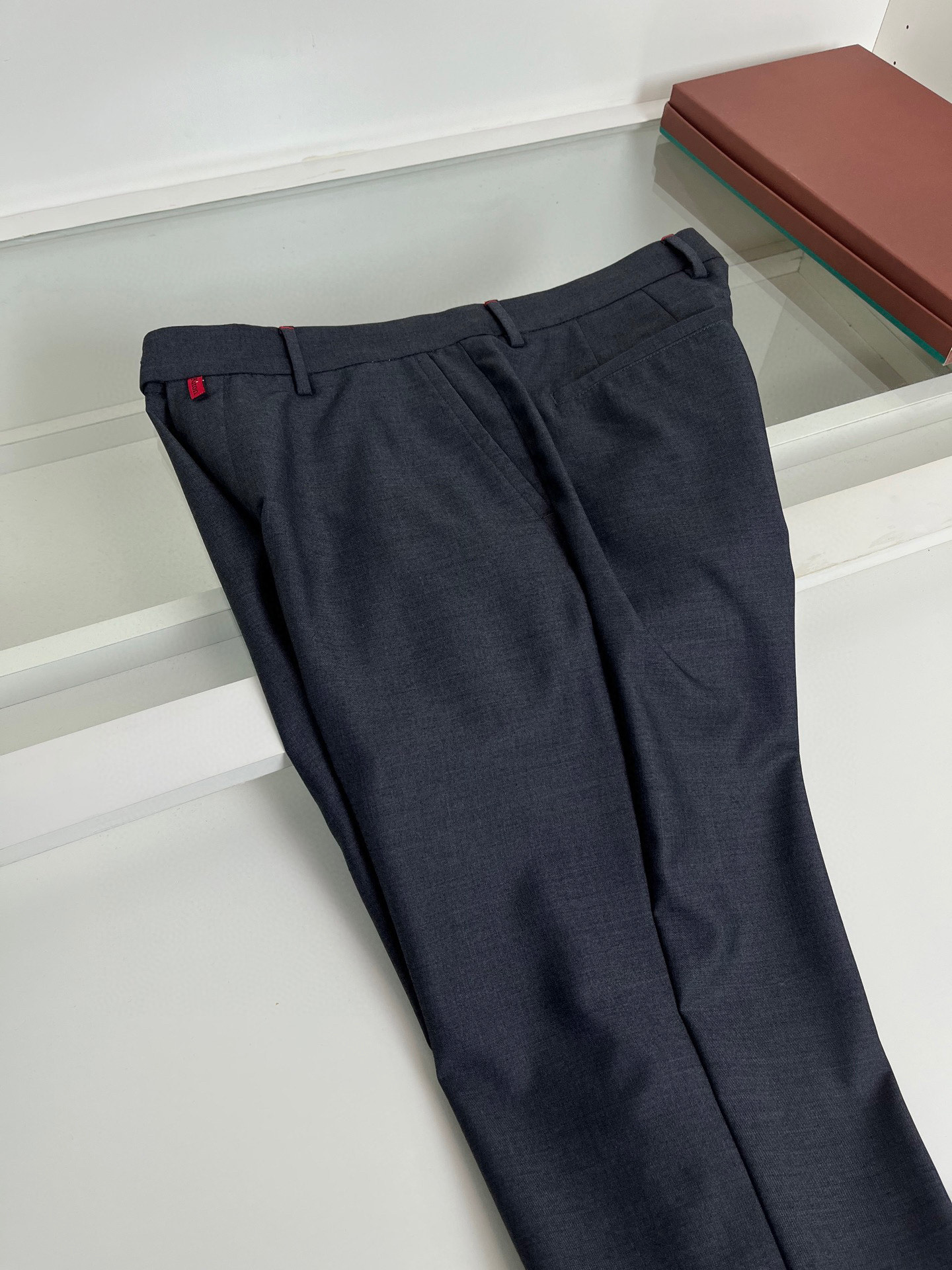 Kiton 2026春夏新款 老钱新贵们的大爱 客供料男士皮带腰直脚休闲裤 经典款 商务休闲都实穿的一款