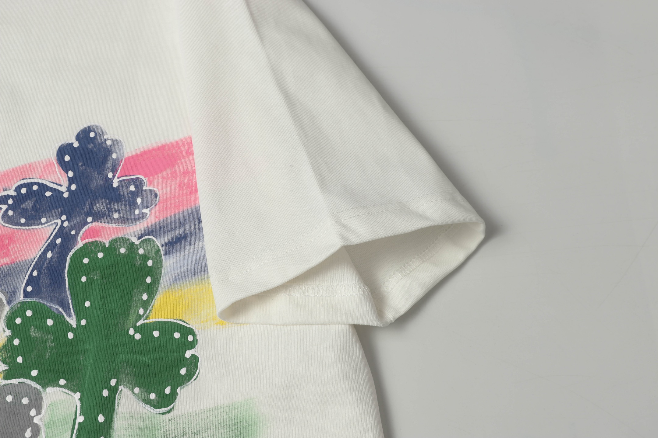 Chrome Hearts CH Crawl Crusade Crosshands T-shirt: Artistic Design, Top Quality, Customized Hardware - 图片 7