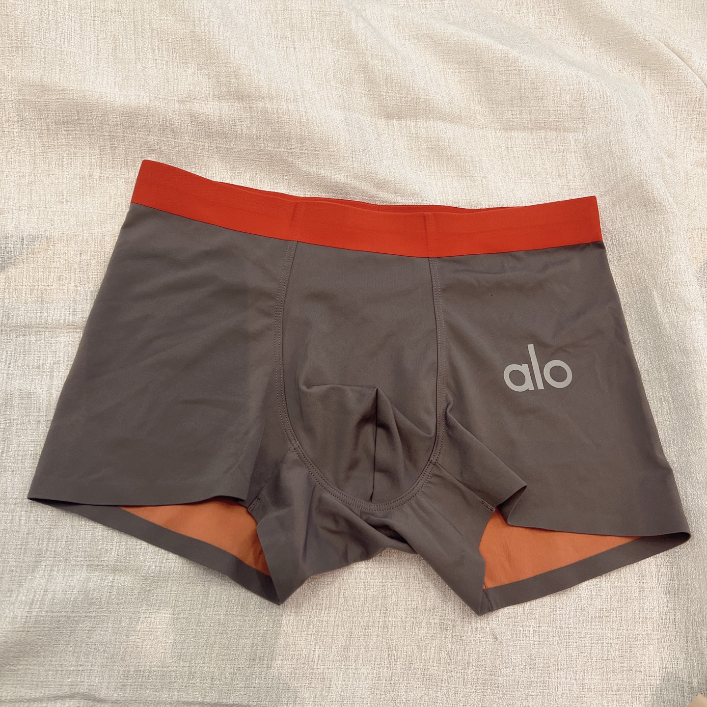  新品！alo.Alo！原单品质！精品盒装男士内裤！外贸国外订单，高品质，莫代尔无痕切割工艺 科学配  