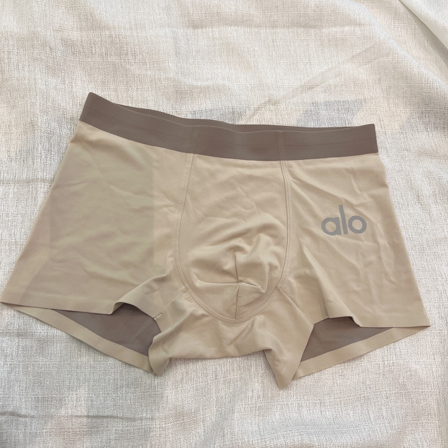  新品！alo.Alo！原单品质！精品盒装男士内裤！外贸国外订单，高品质，莫代尔无痕切割工艺 科学配  