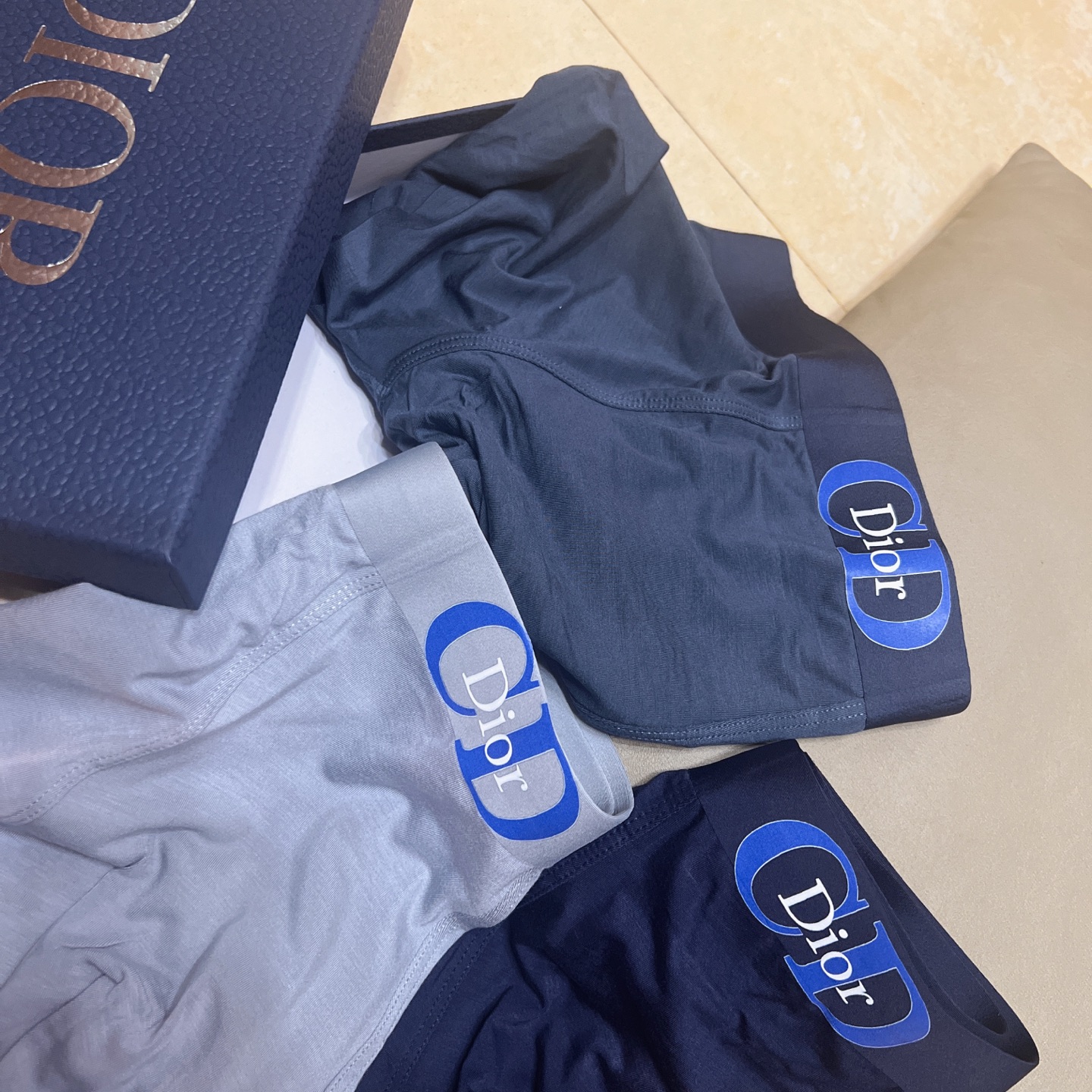  2025 Dior 新品迪奥、高级定制 专柜同步 绝对要自留的好东西，原单同步在售，意大利国宝级品牌，